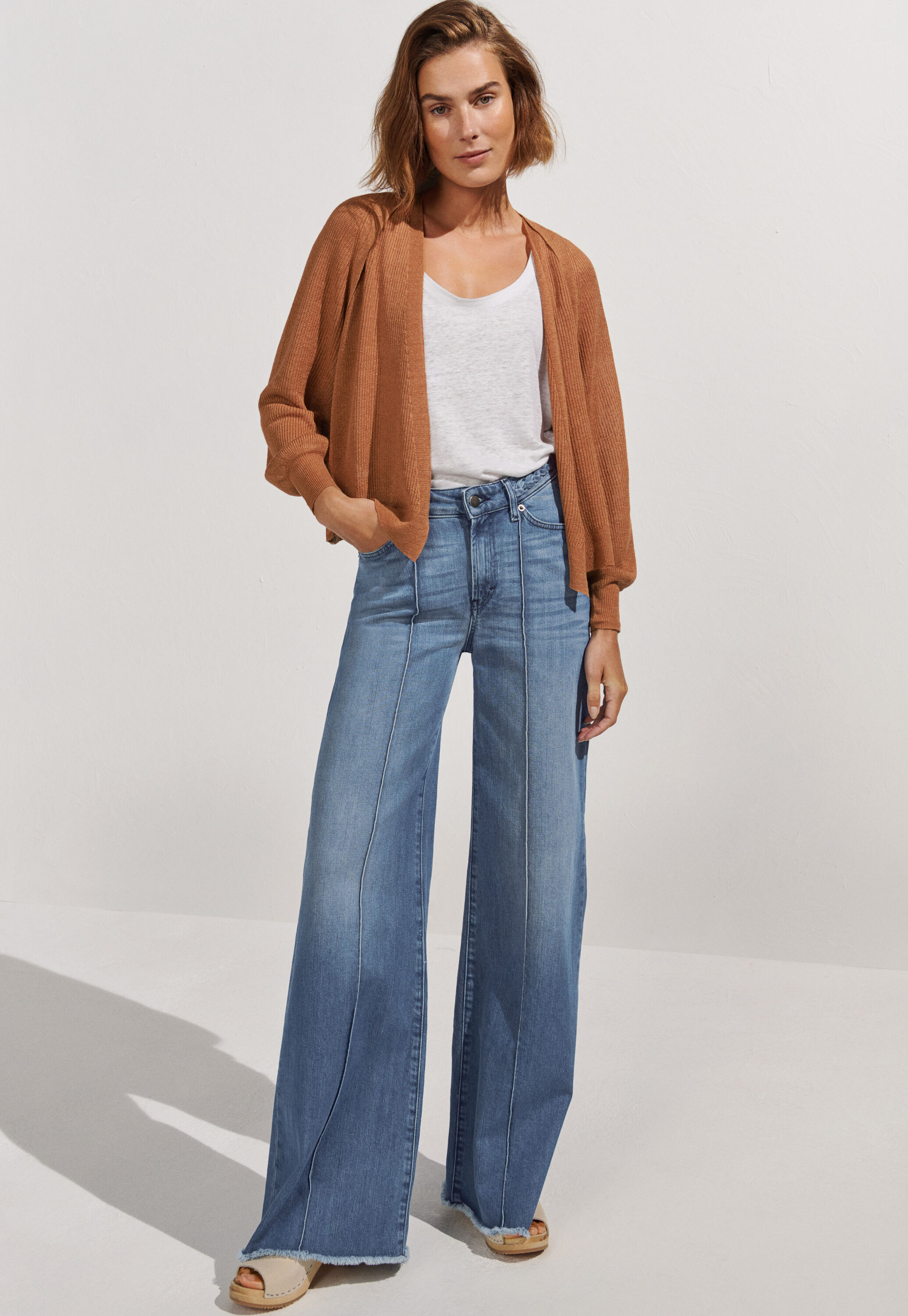 Flared jeans