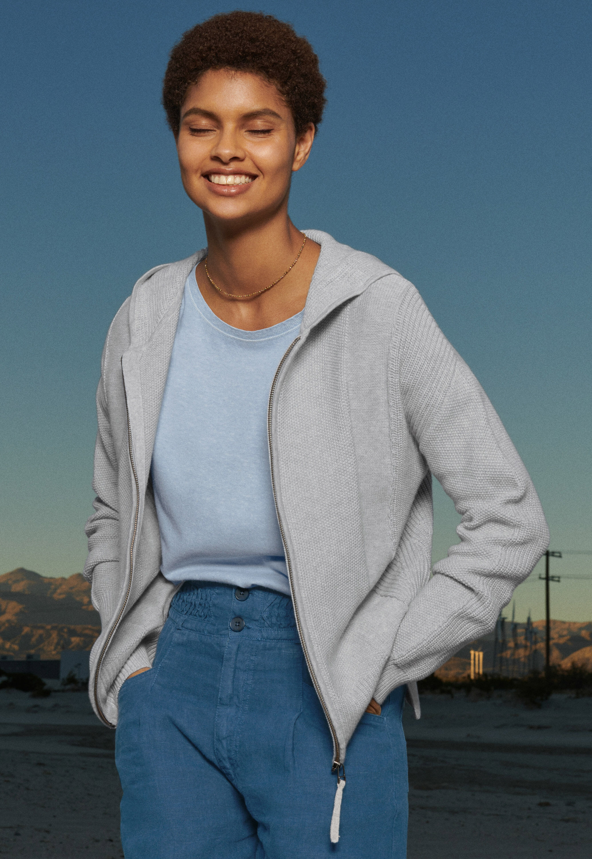 Knitted hoodie