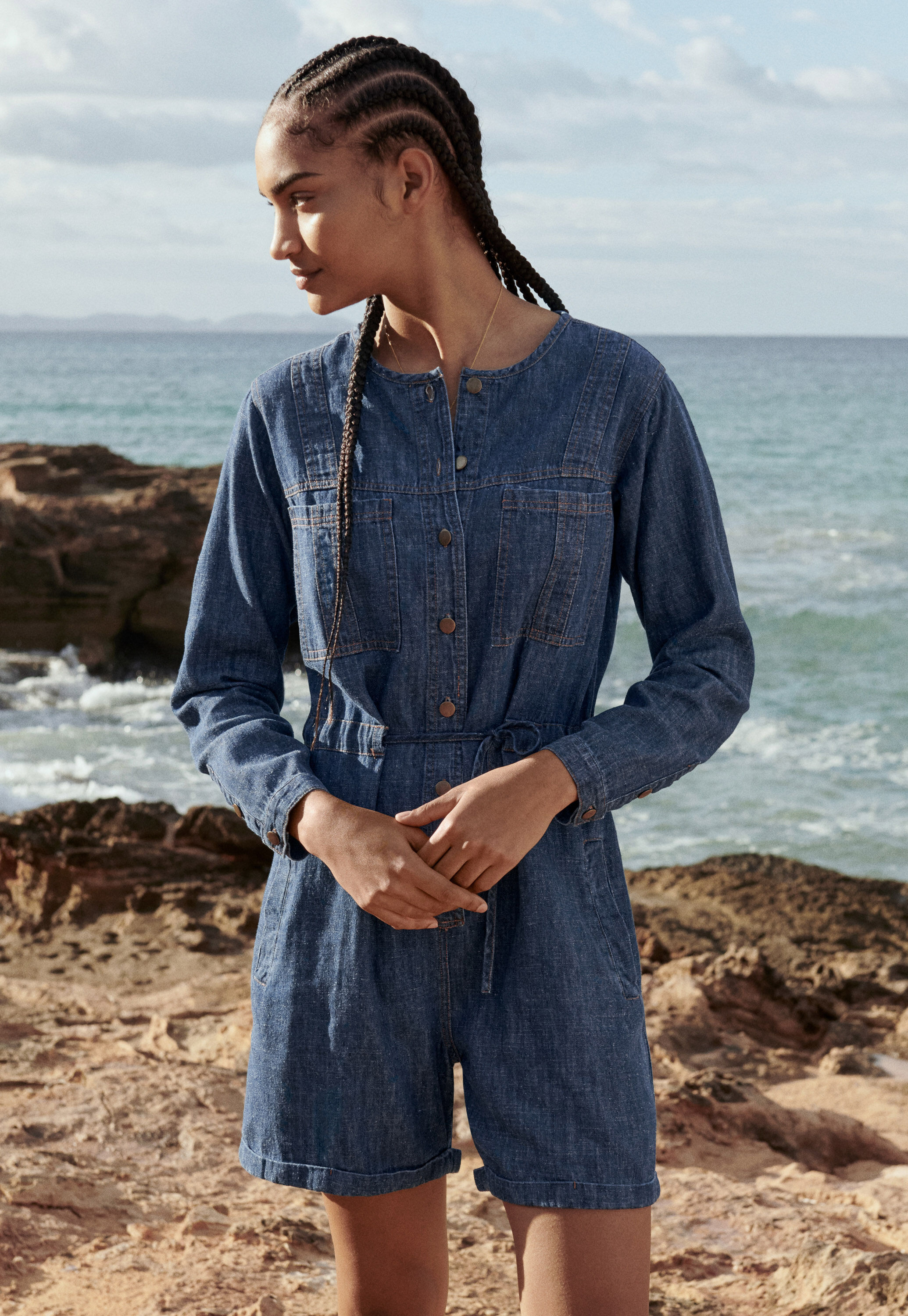 Short boiler suit