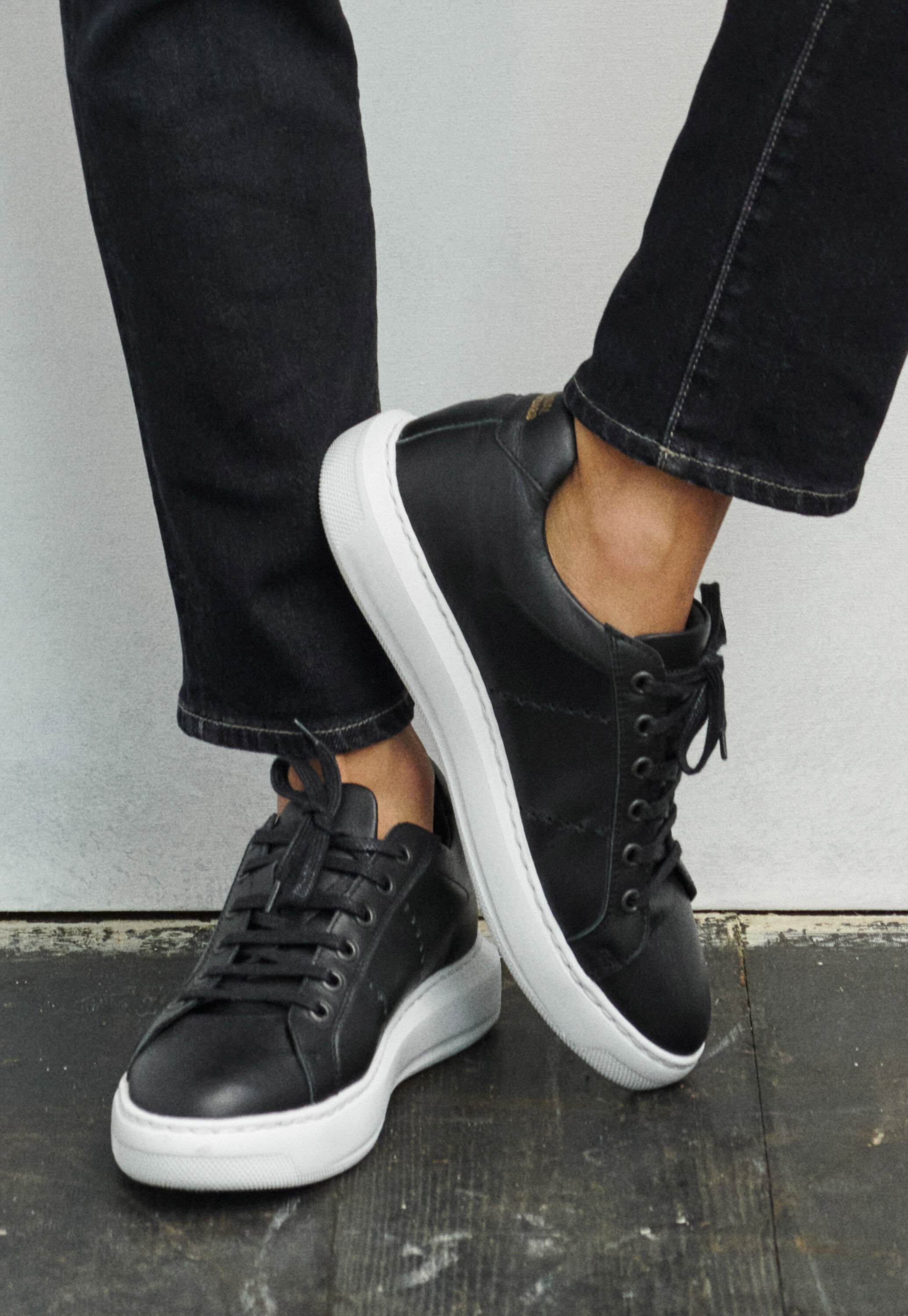 Lace-up trainers, Black, large