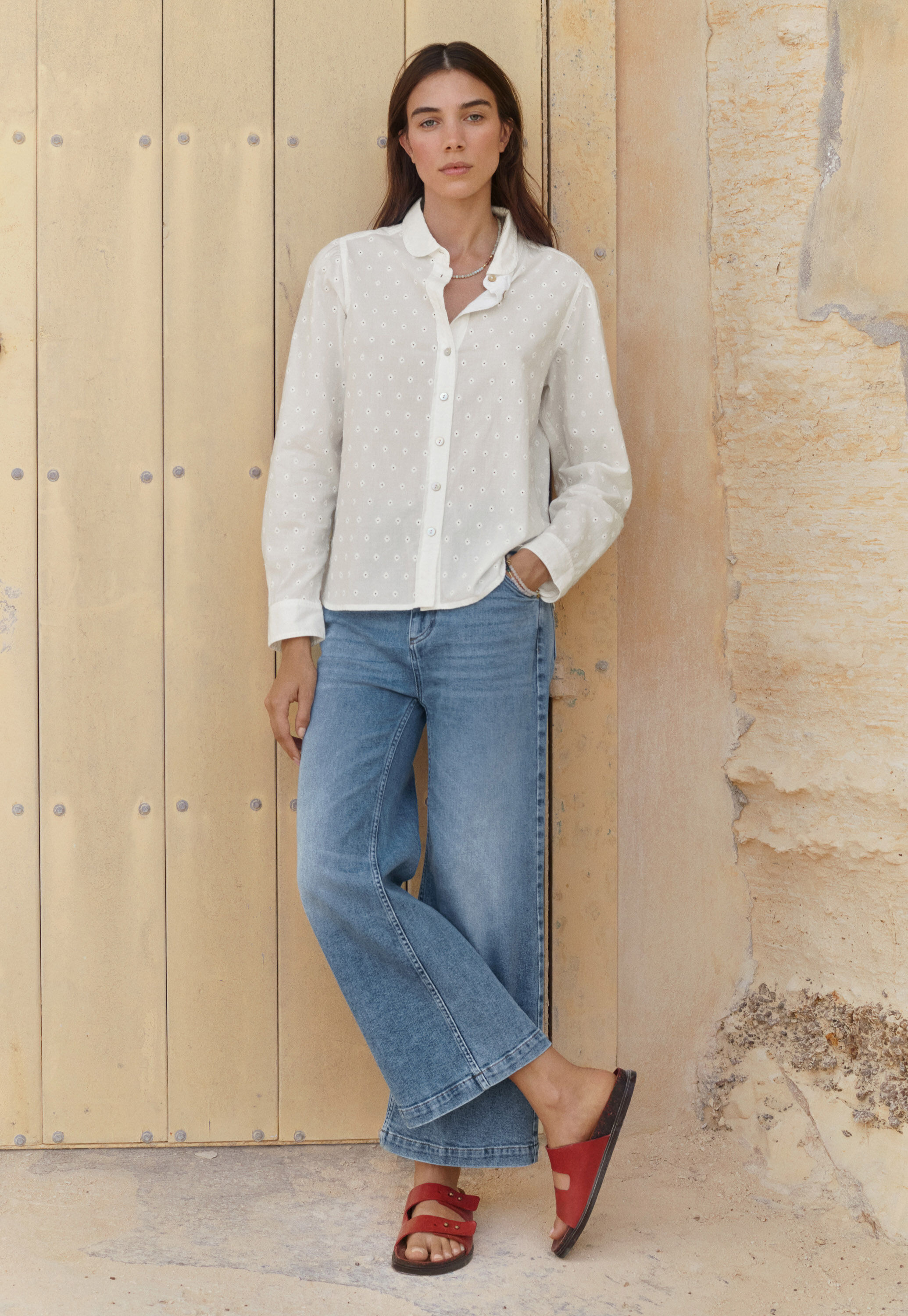 Cropped flared jeans