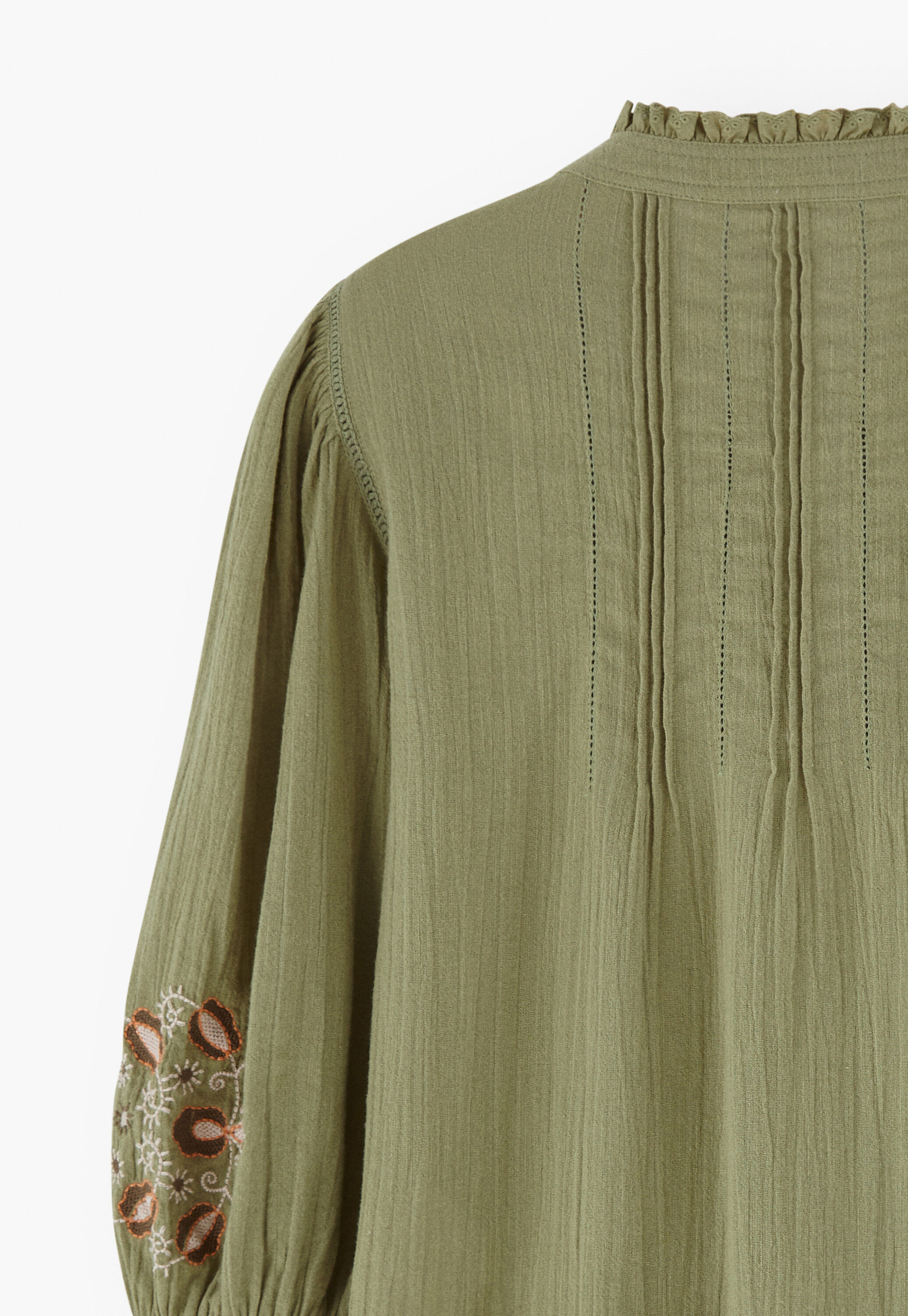 Pintuck blouse