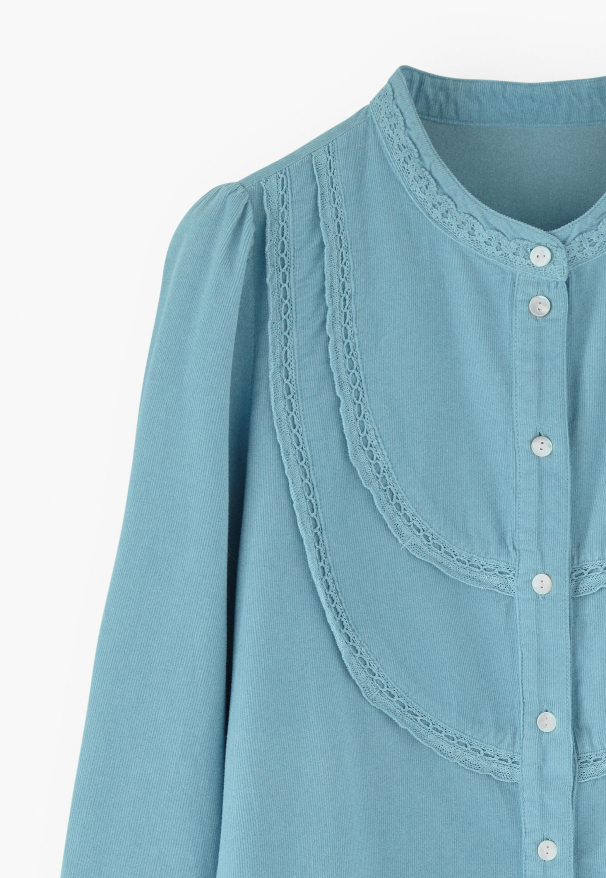 Lace cord blouse