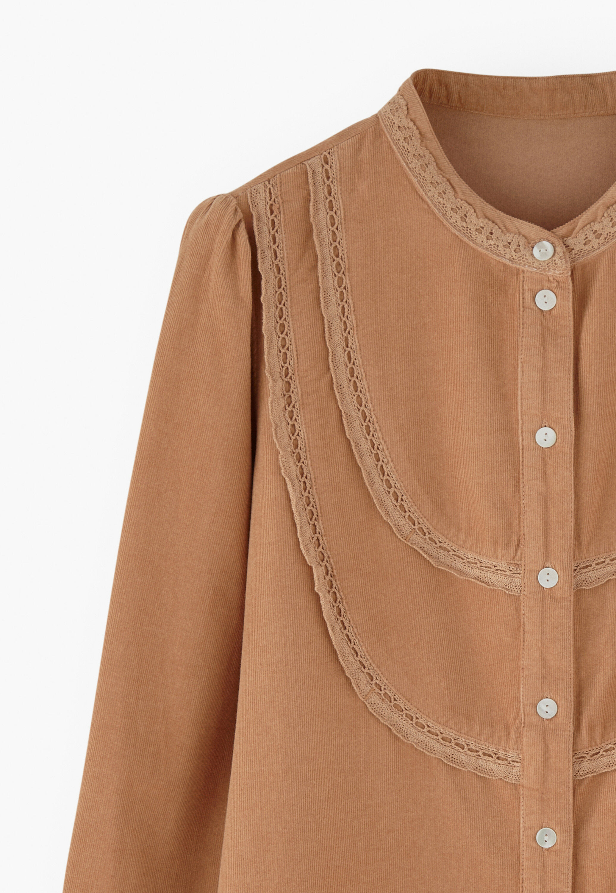 Lace cord blouse