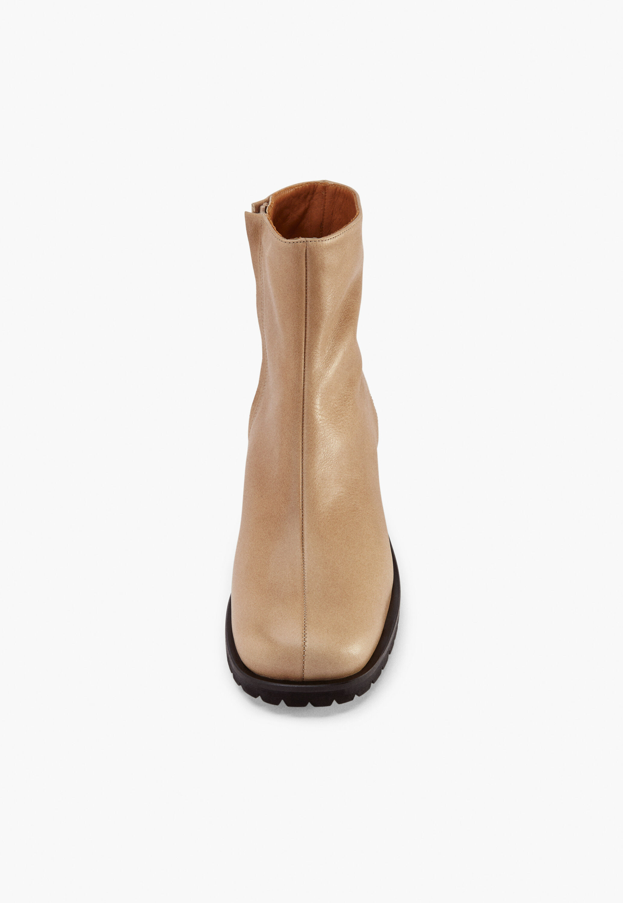 Heeled boots