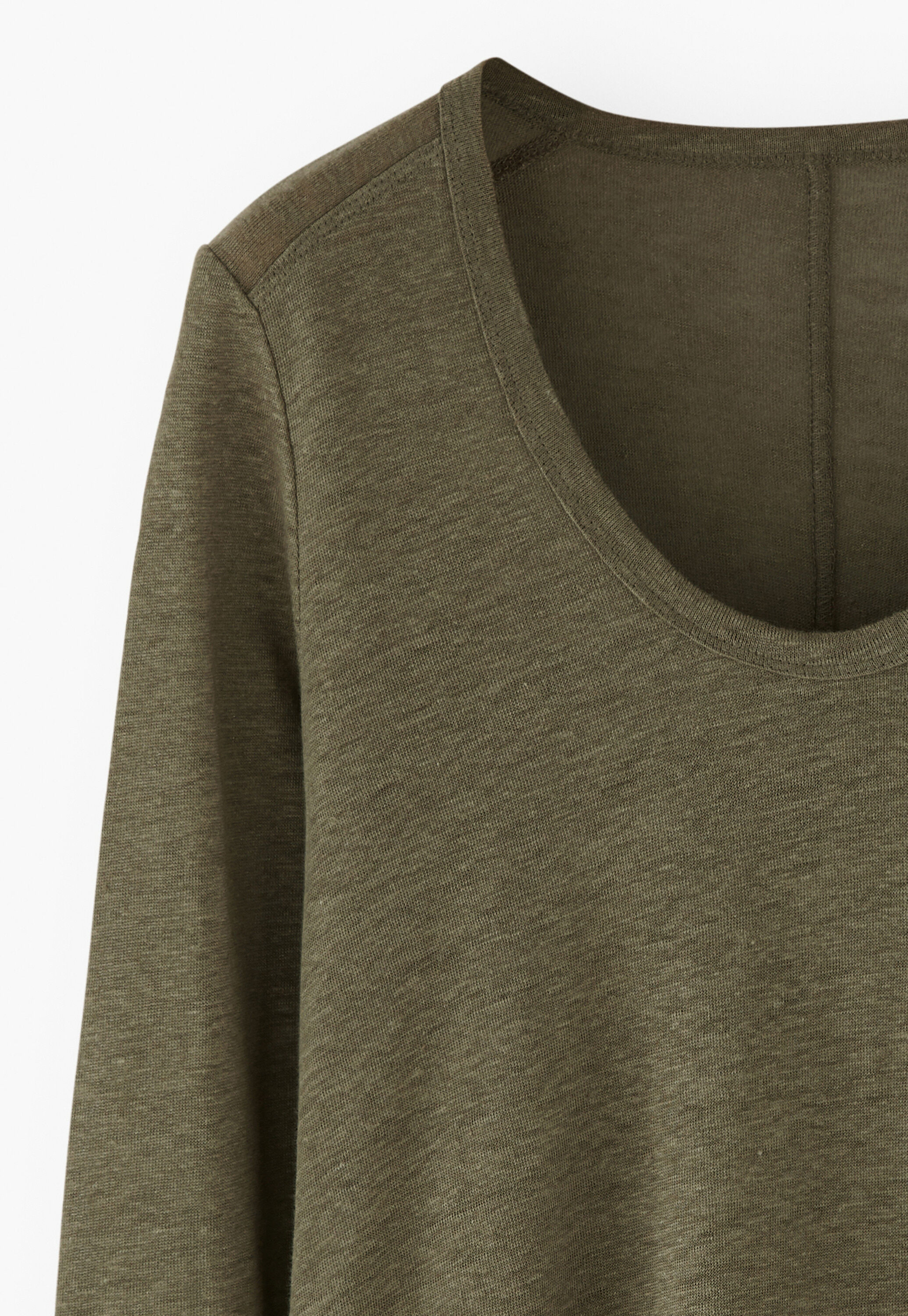 Long-sleeved scoop-neck top