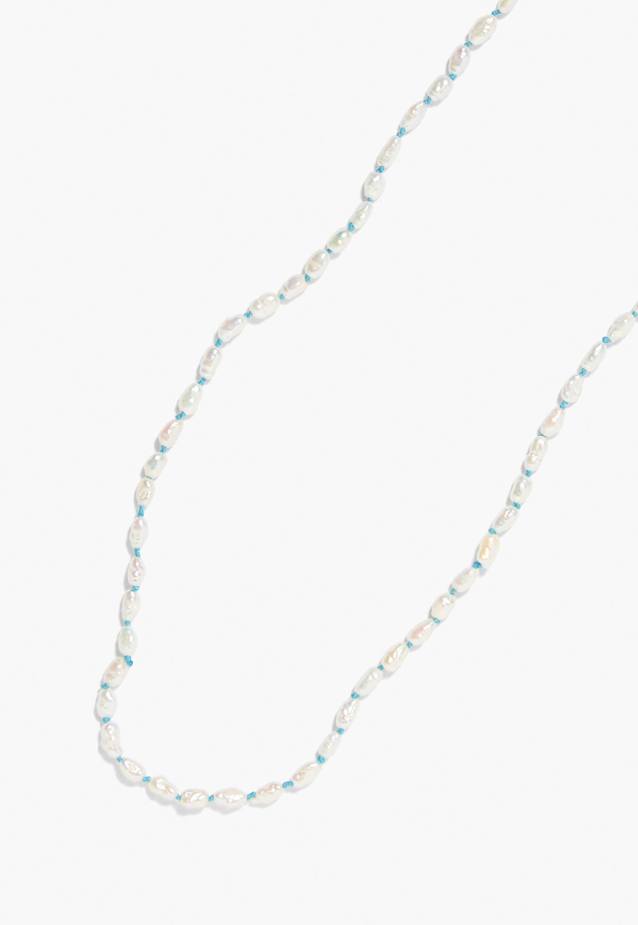 Beaded pearl necklace