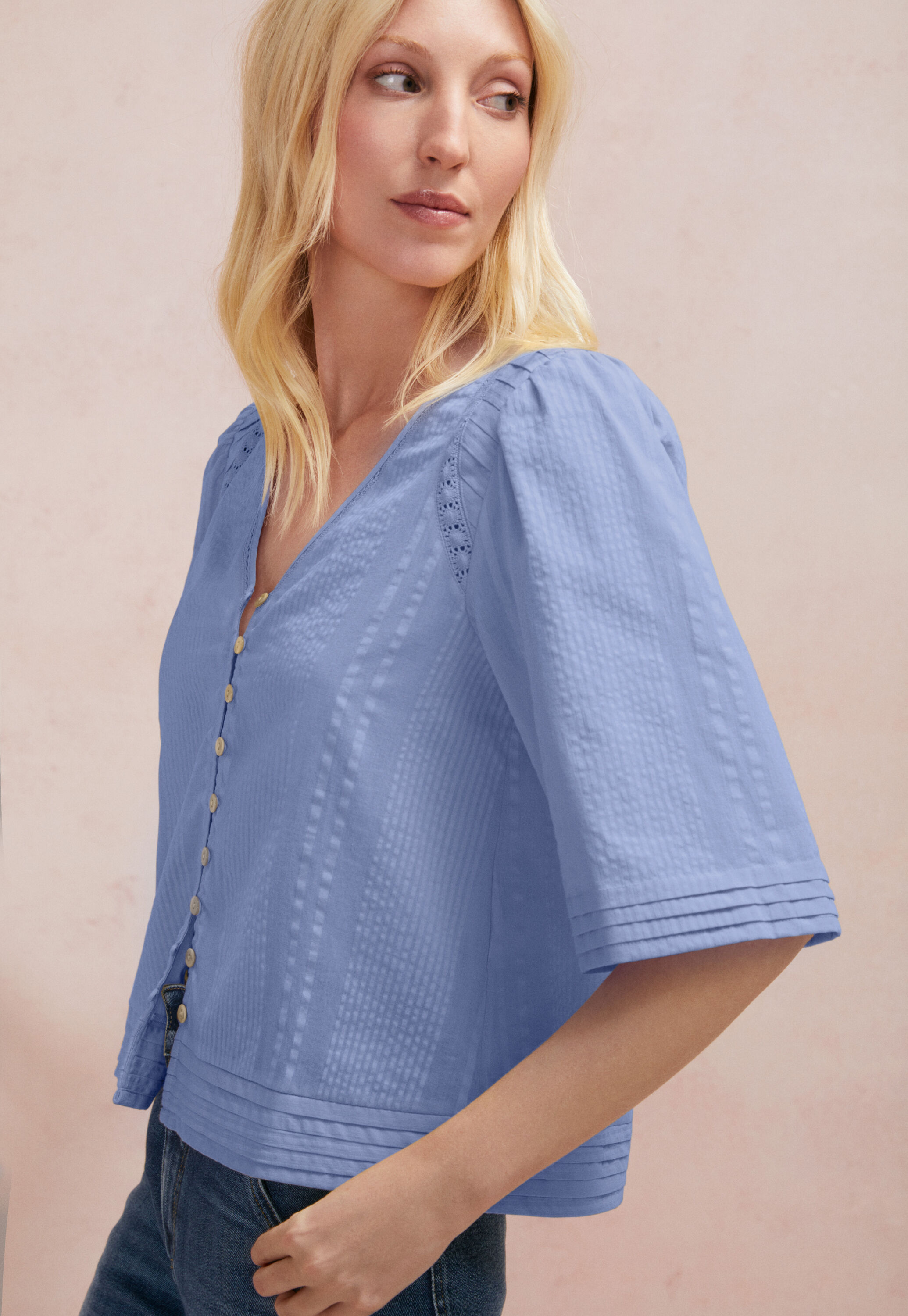 Cropped blouse