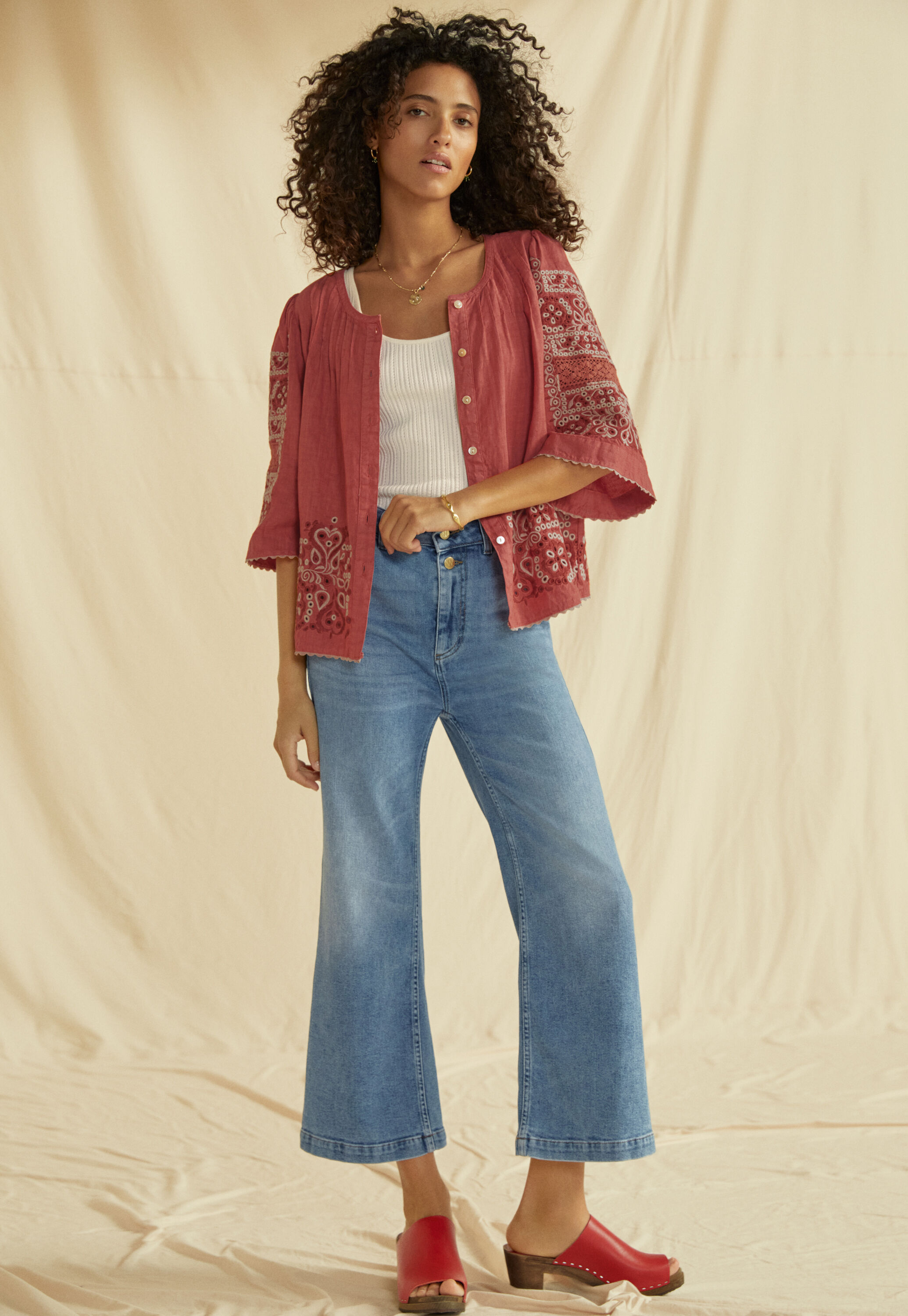 Cropped flared jeans