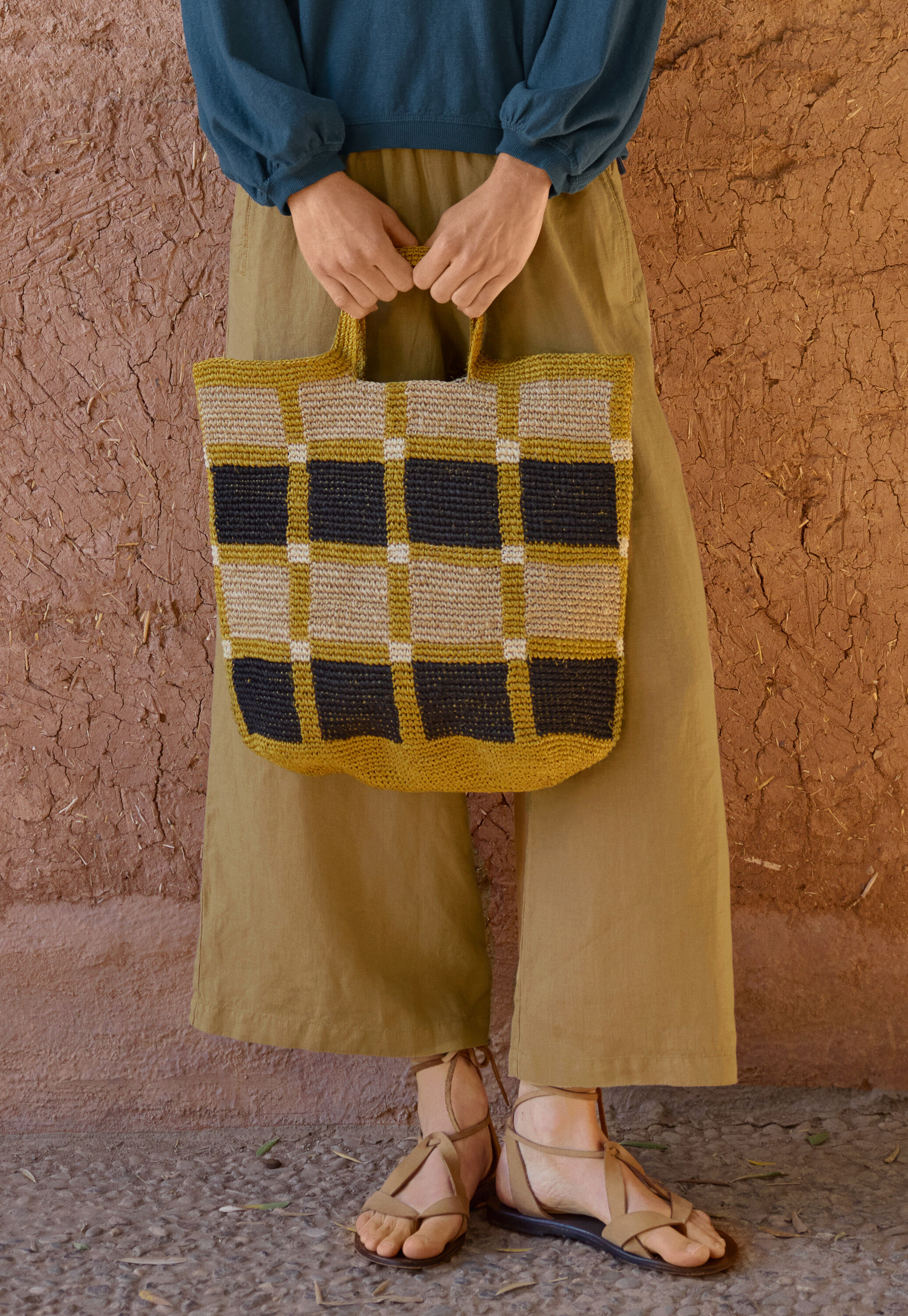 Checked raffia bag, Mustard black, large