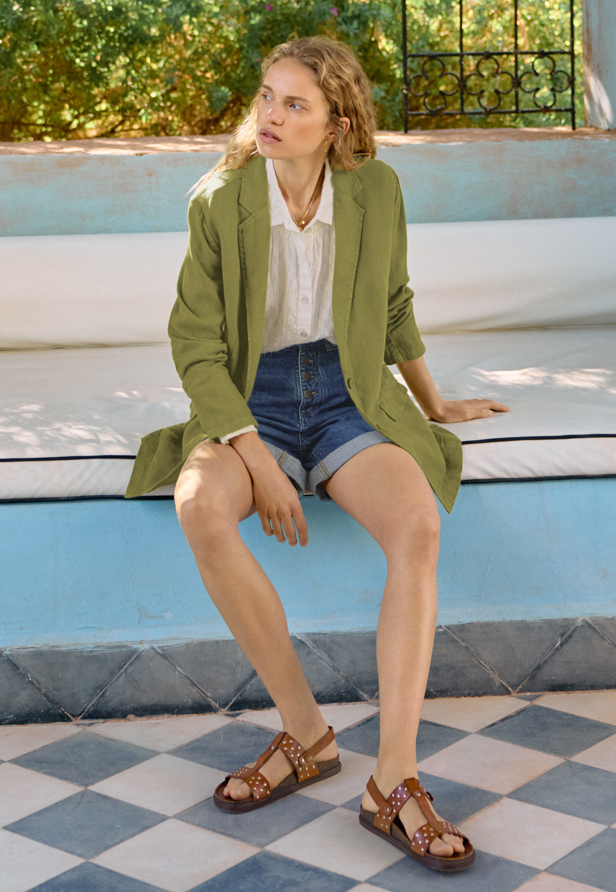Shirring-detail shirt