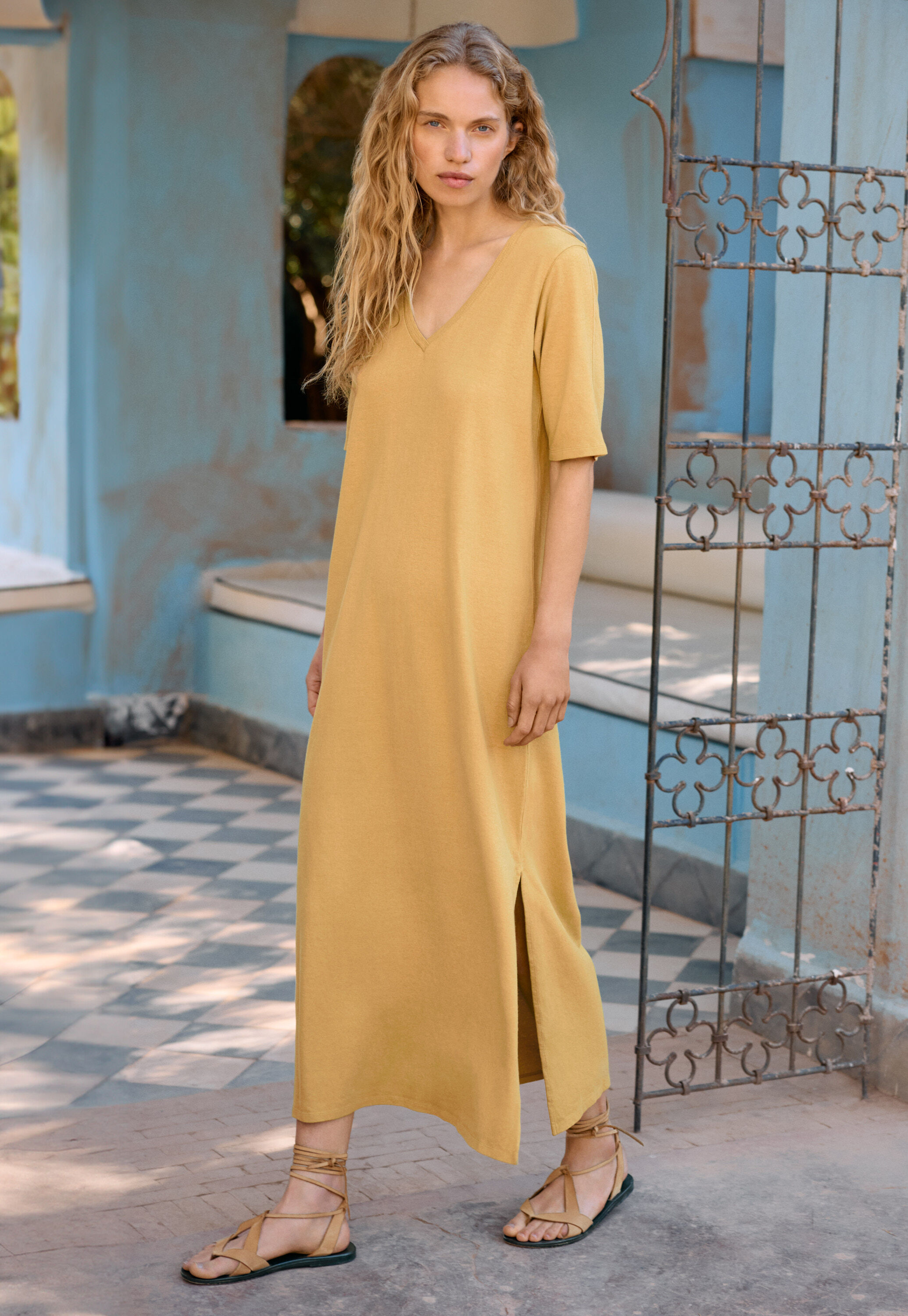 V-neck dress