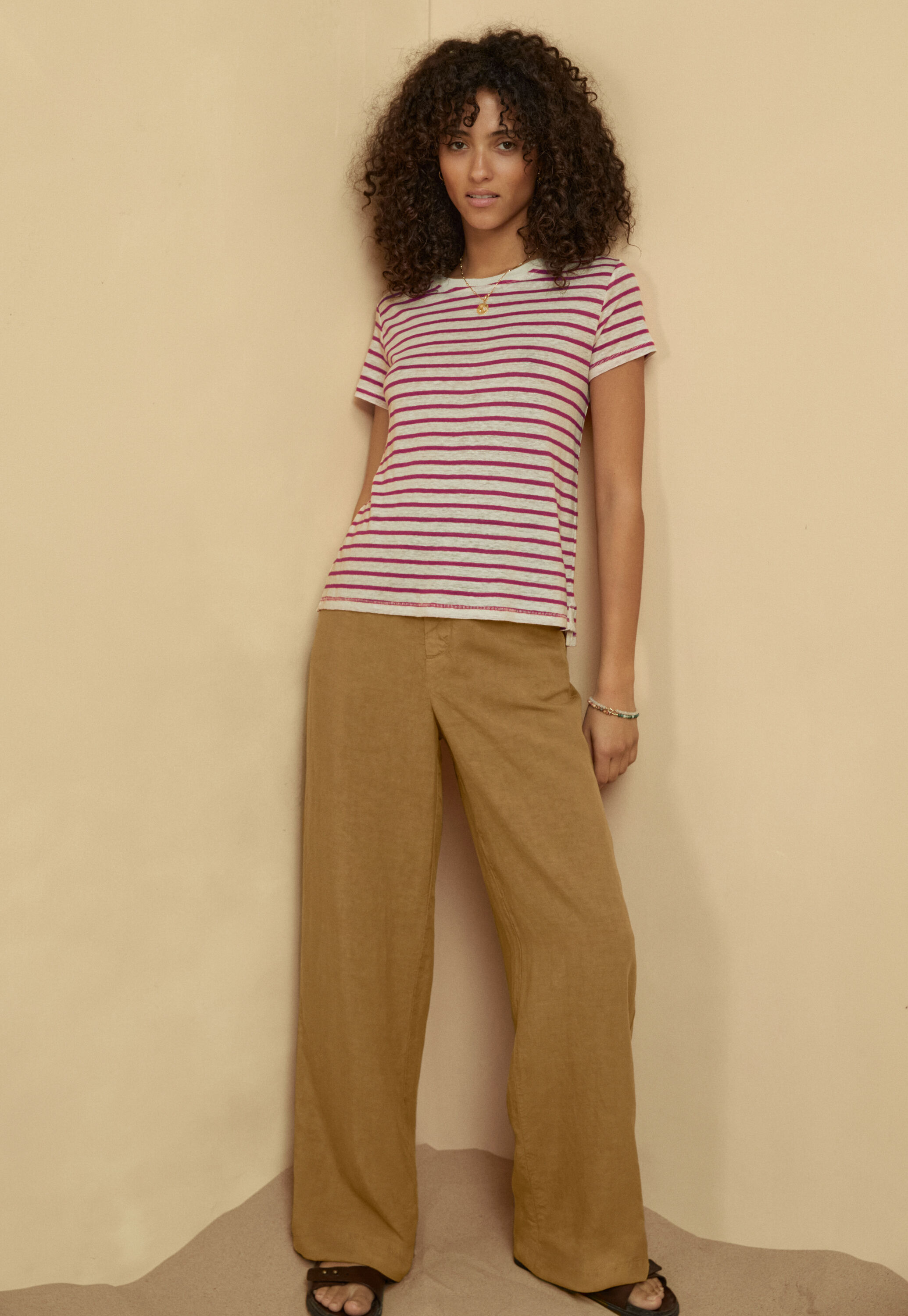 Wide-leg trousers
