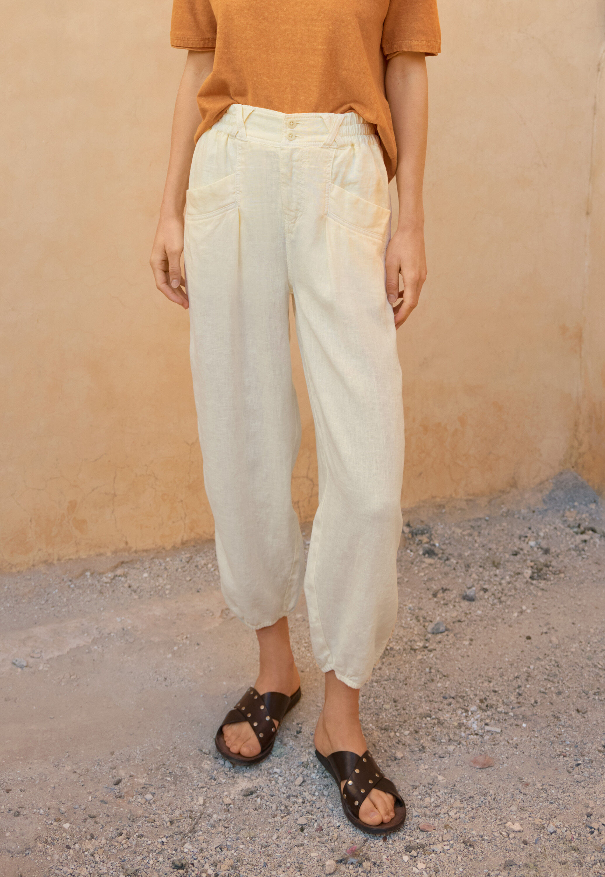Balloon trousers