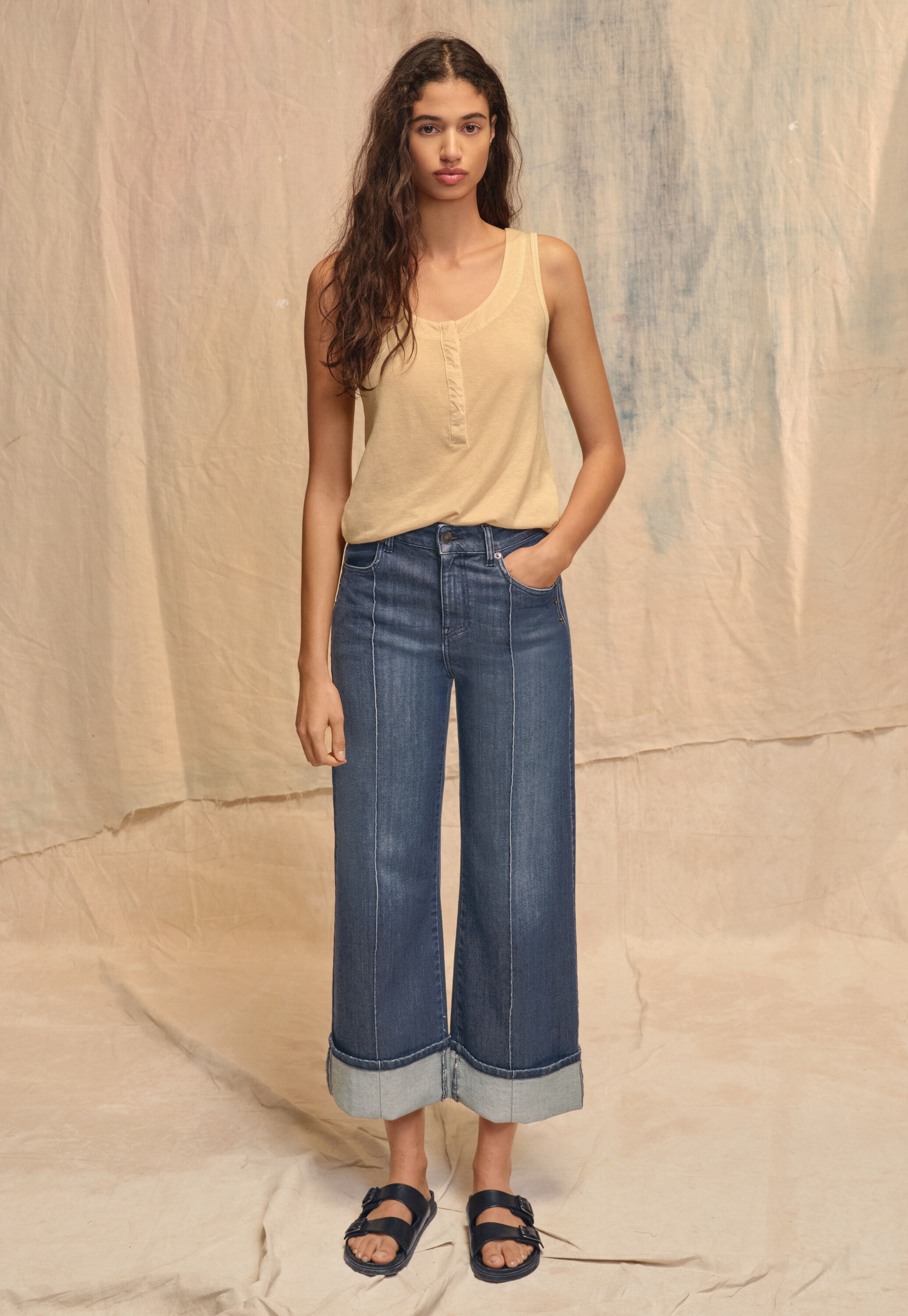 Wide-leg cord trousers