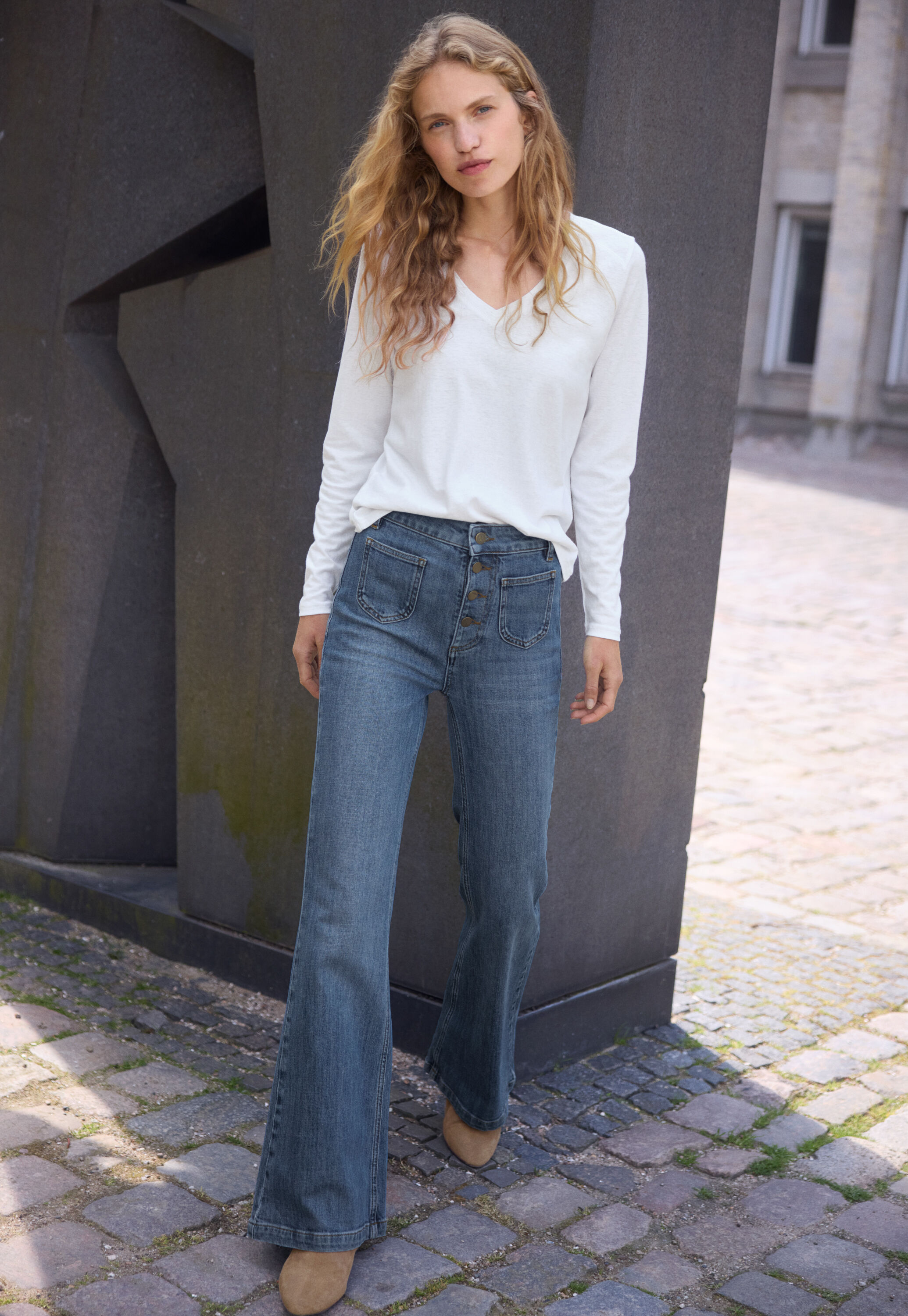 Wide-leg cord trousers