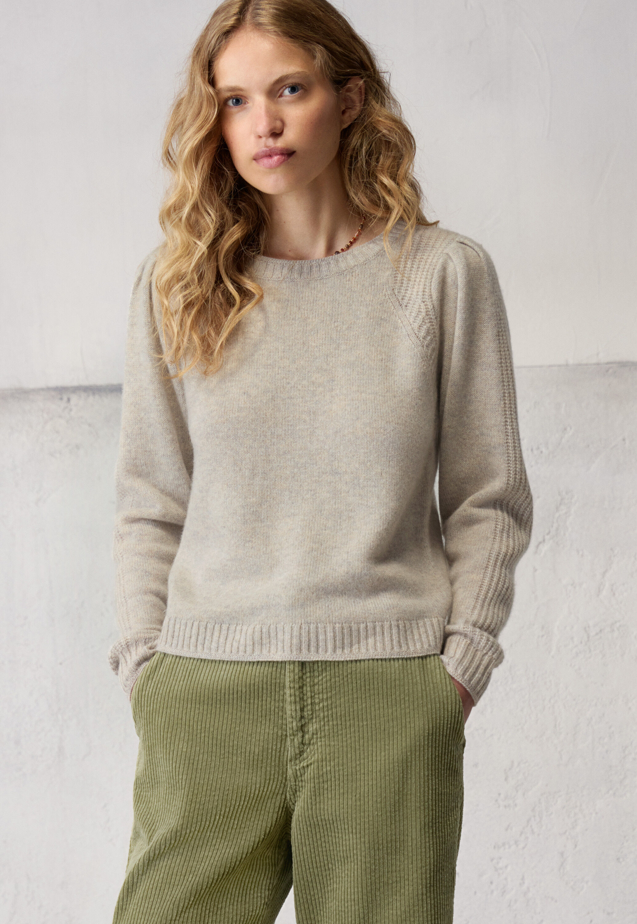 Puff-sleeve sweater