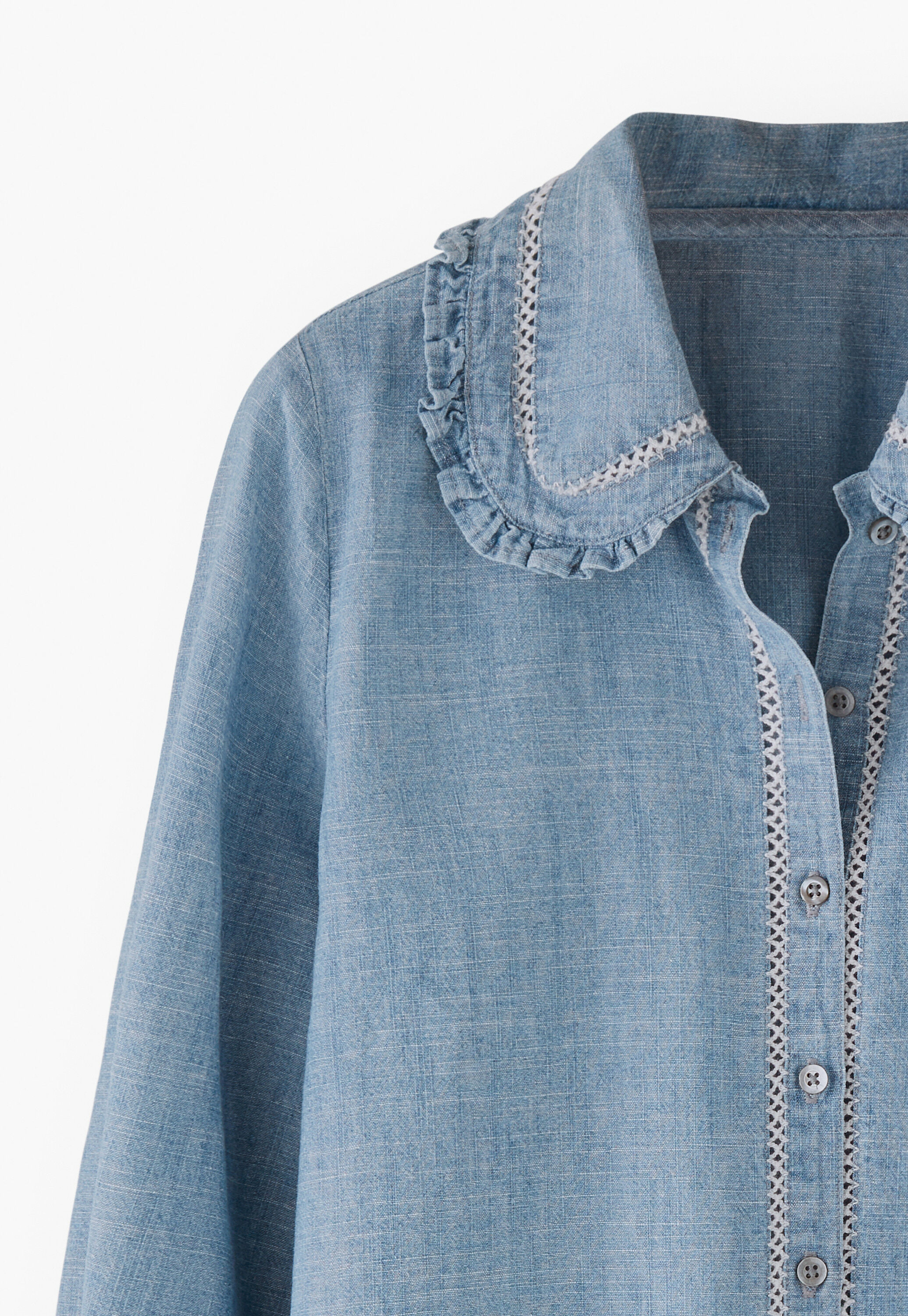Frill collar blouse