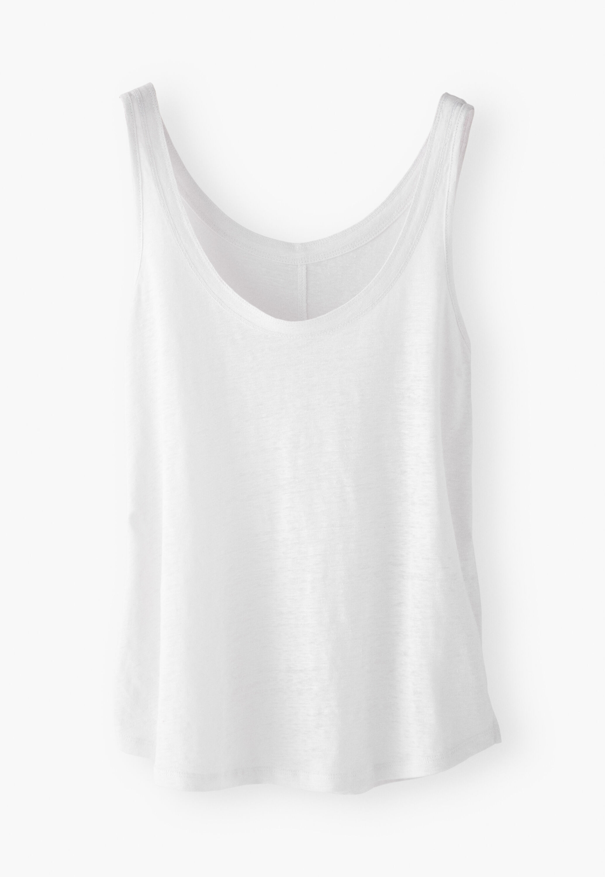 Scoop-neck vest