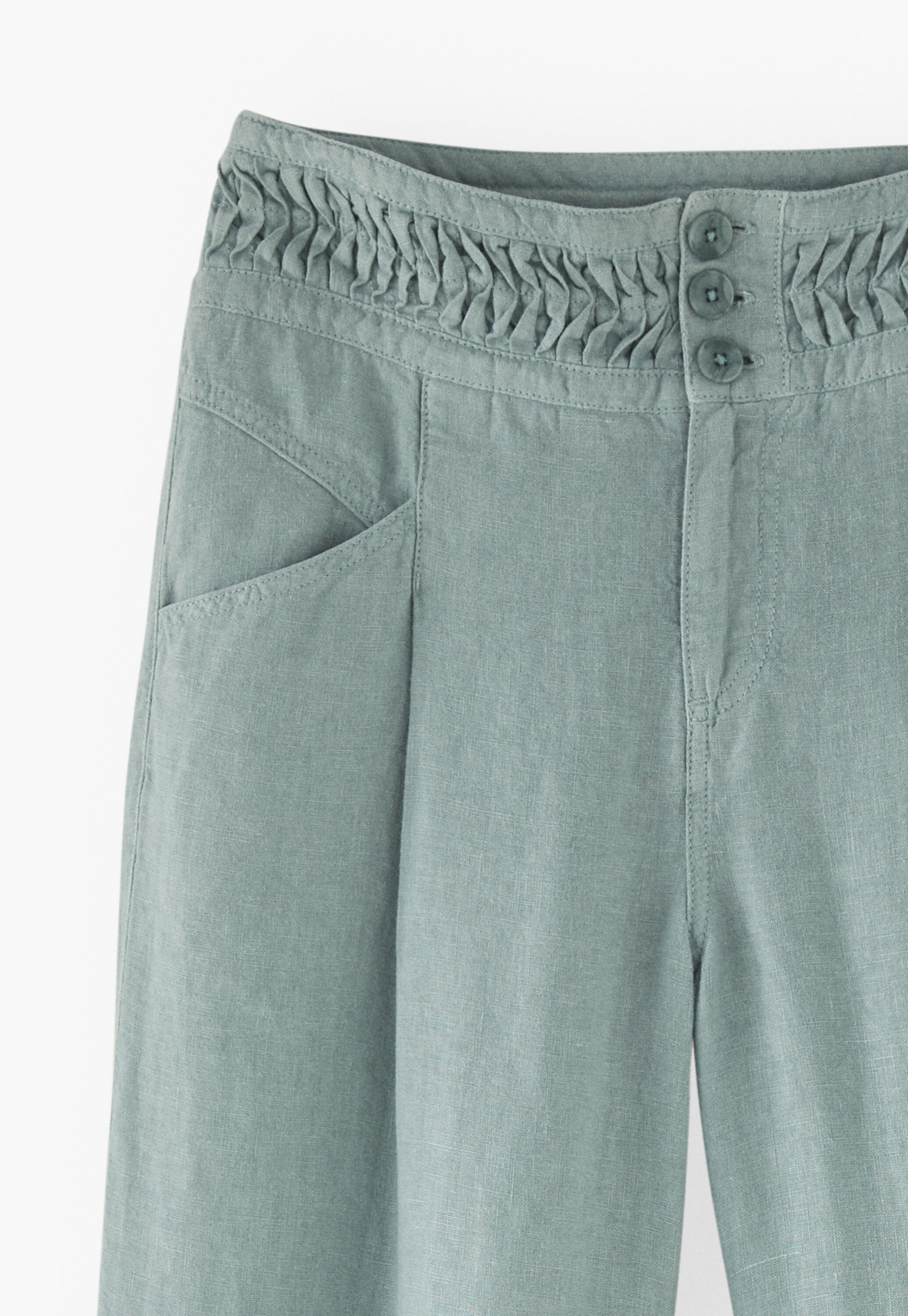 Wide-leg trousers