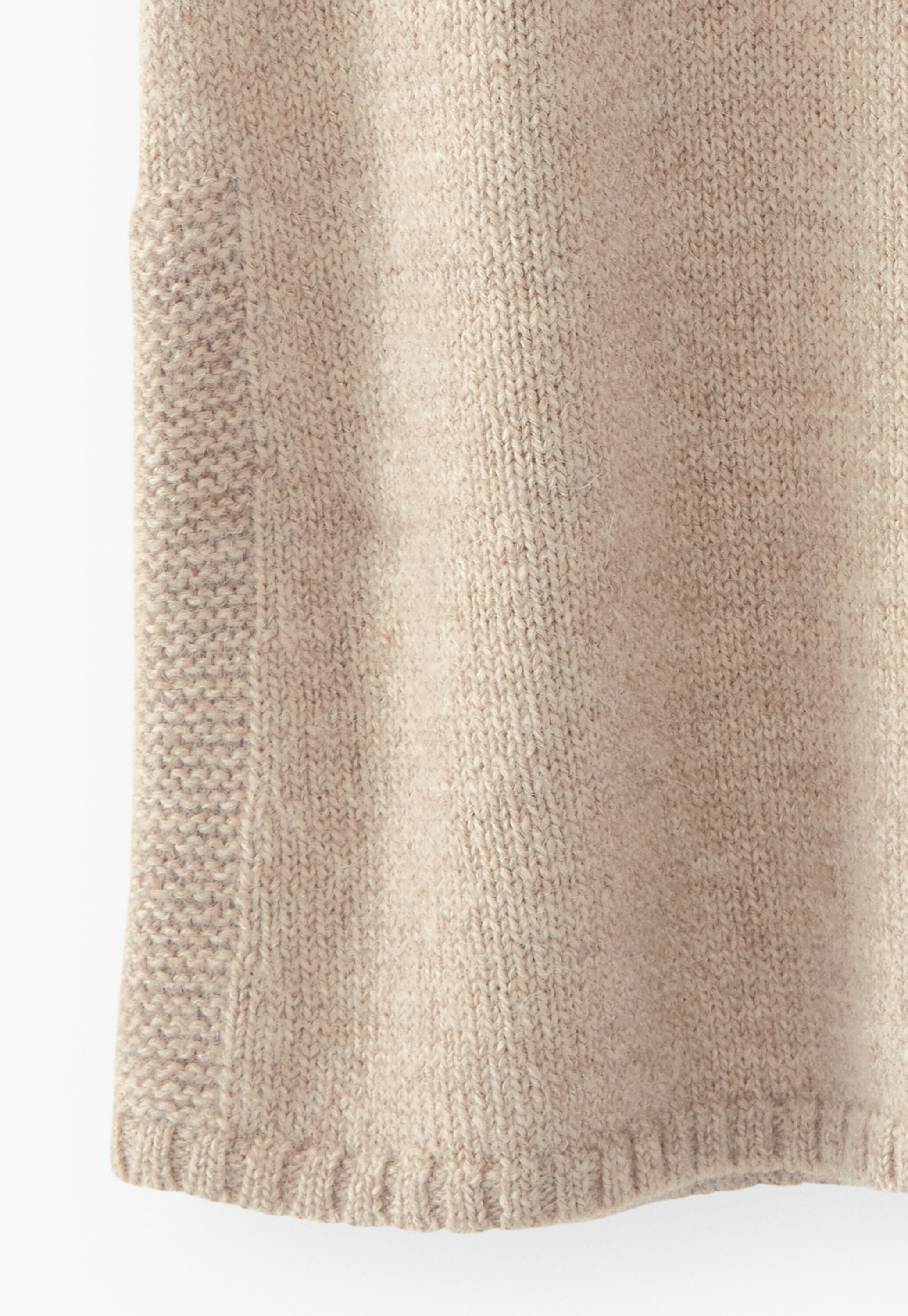 Sleeveless sweater