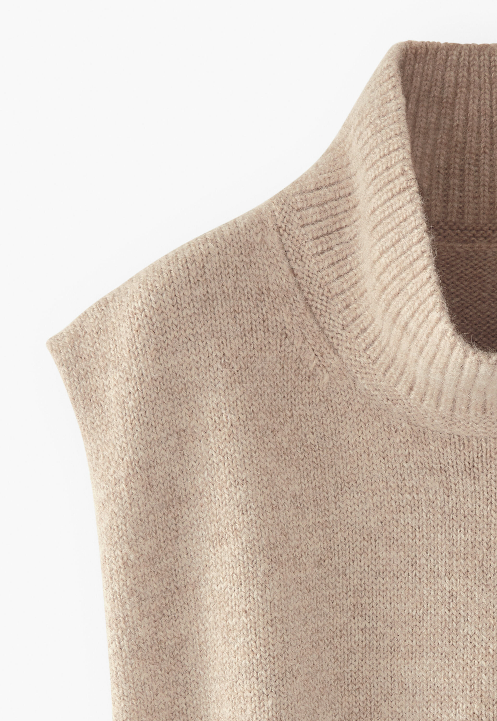 Sleeveless sweater