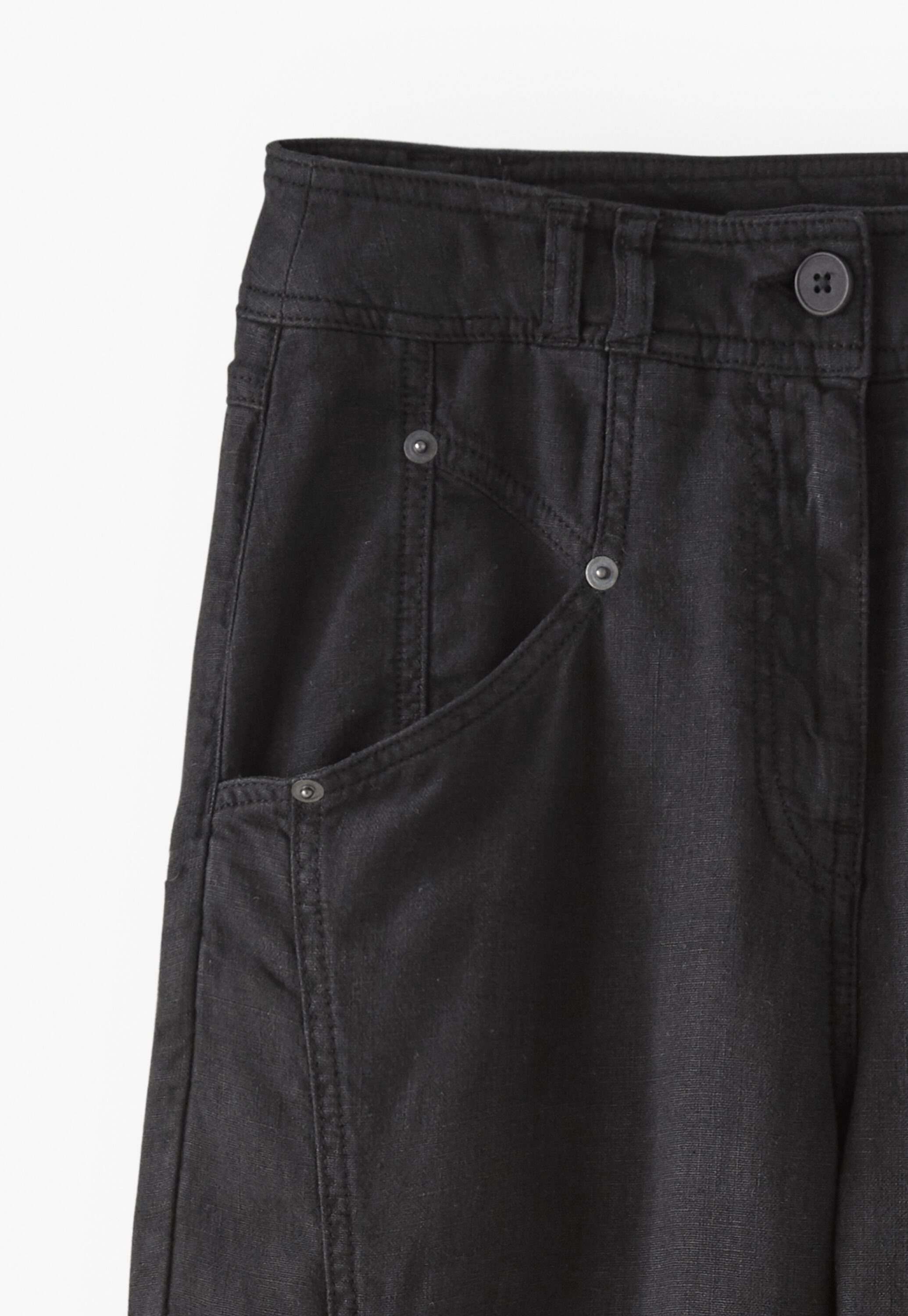 Cropped trousers