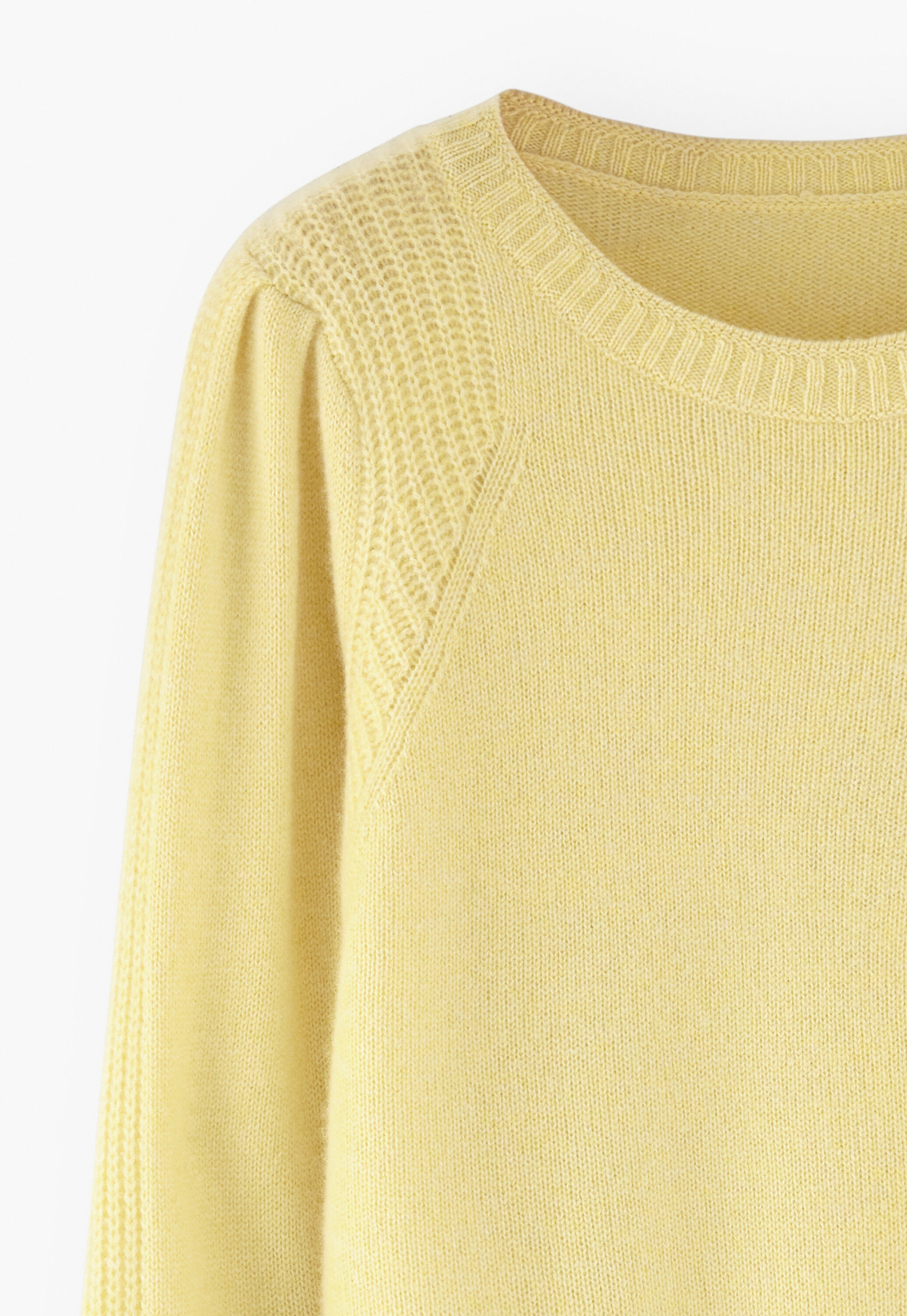 Puff-sleeve sweater