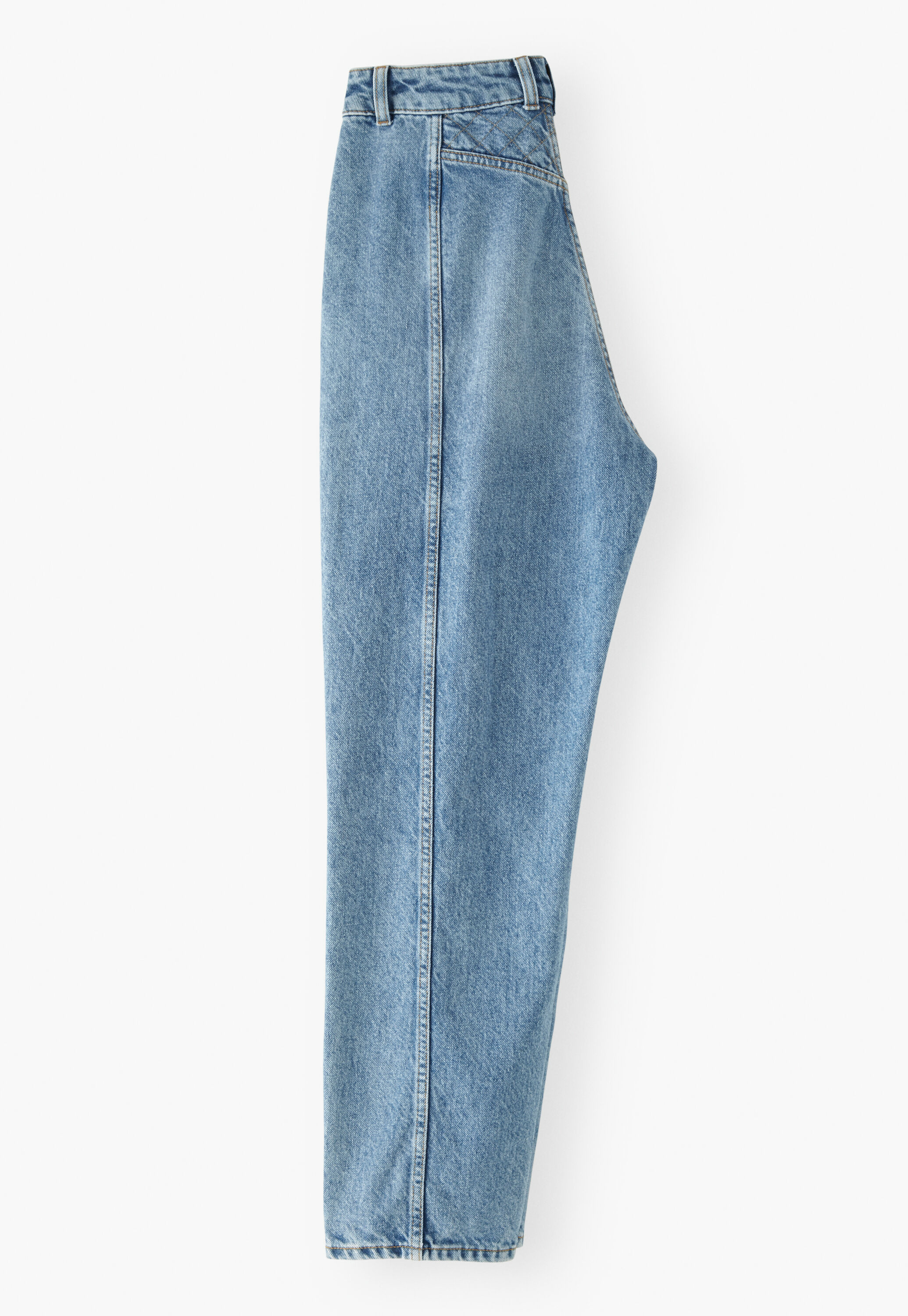 Tapered jeans