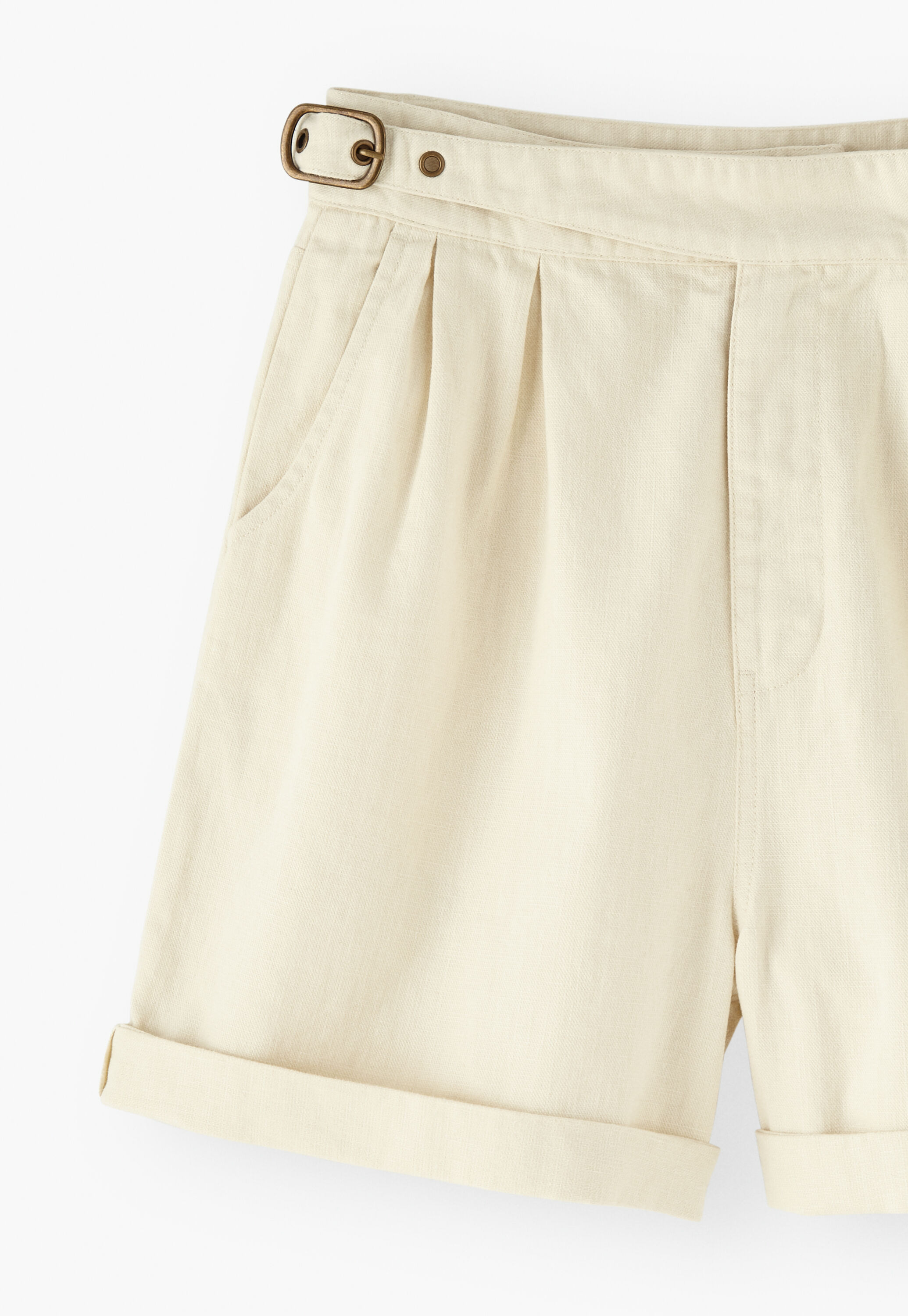 Buckle shorts