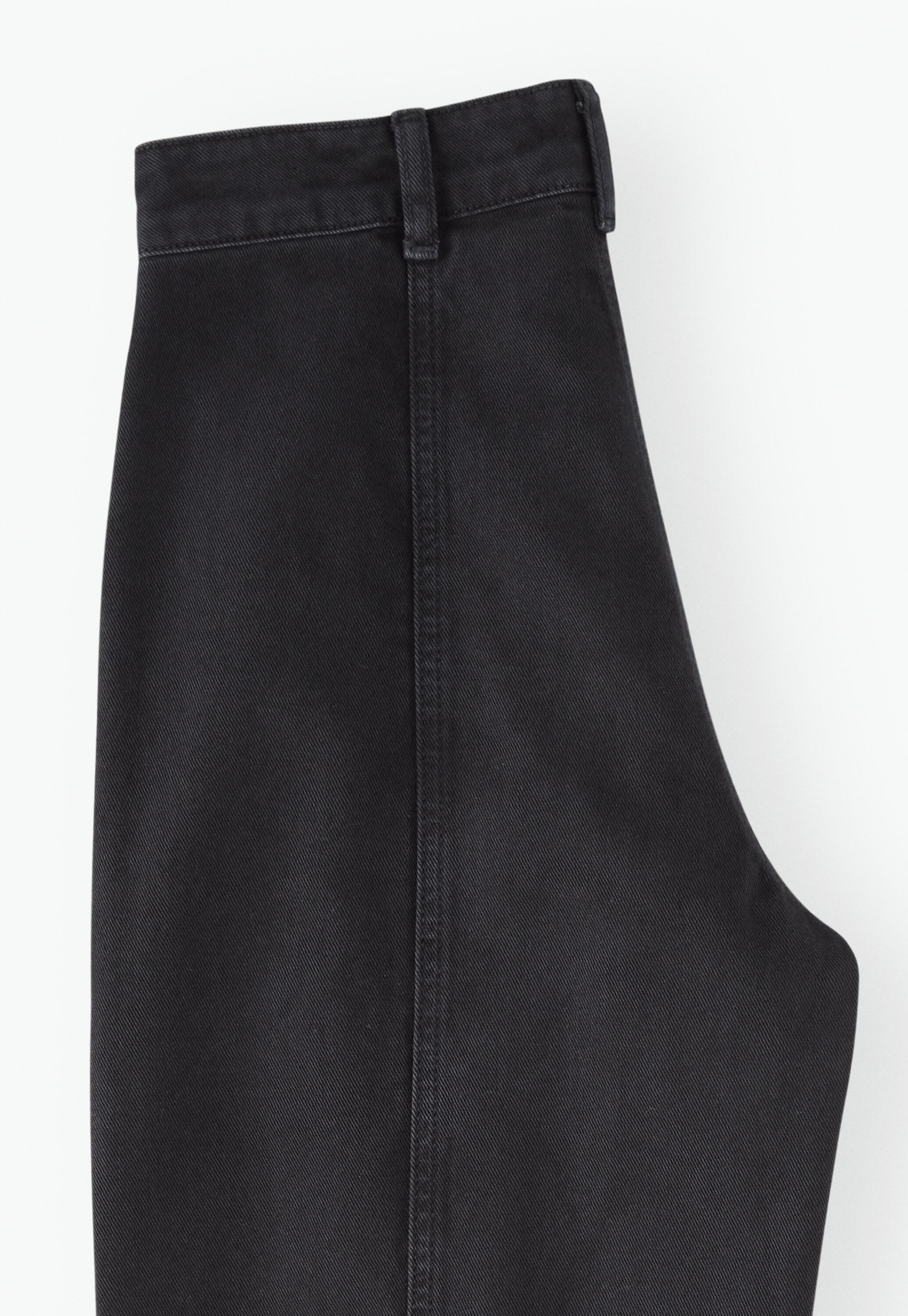 Wide-leg trousers