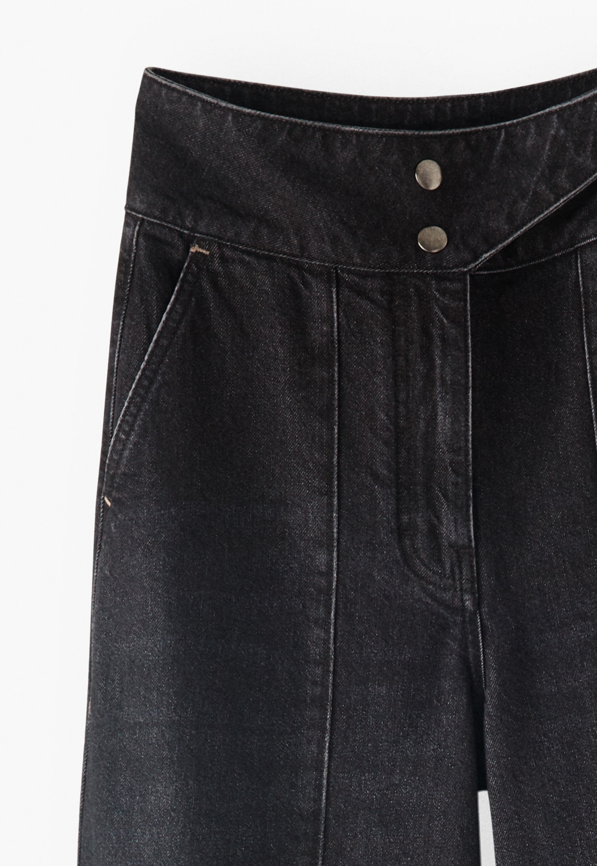 Wide-leg jeans