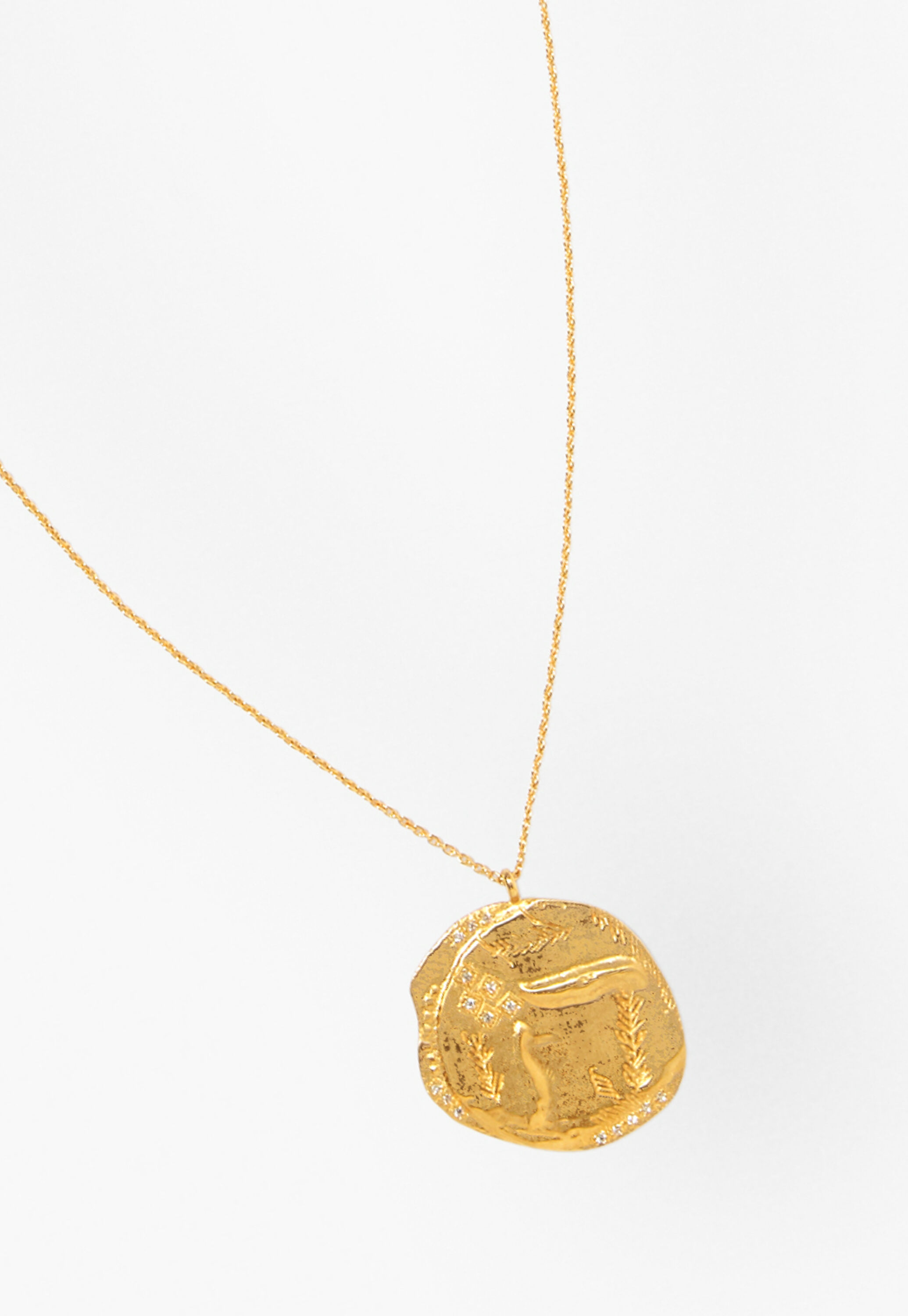 Long pendant necklace
