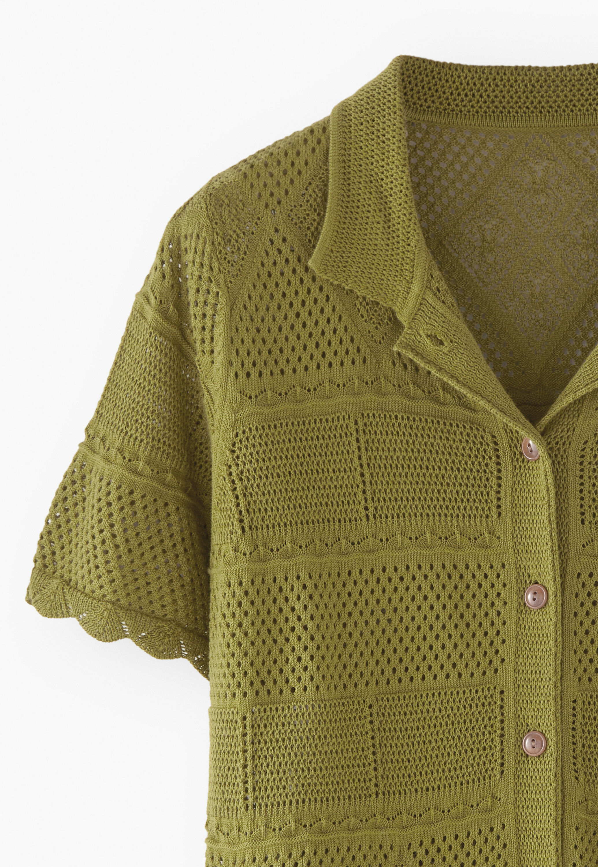 Knitted shirt
