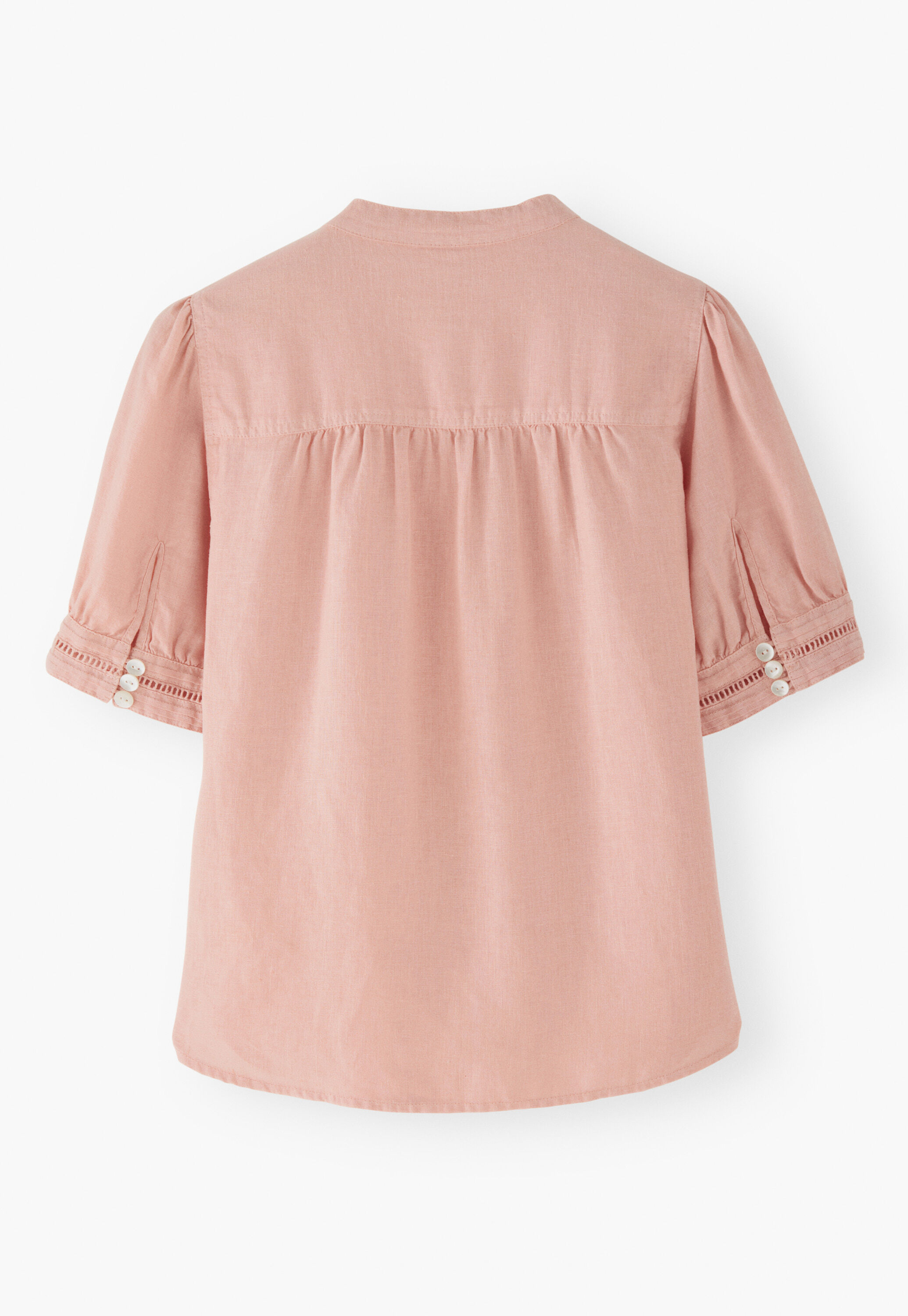 Short-sleeved shirt