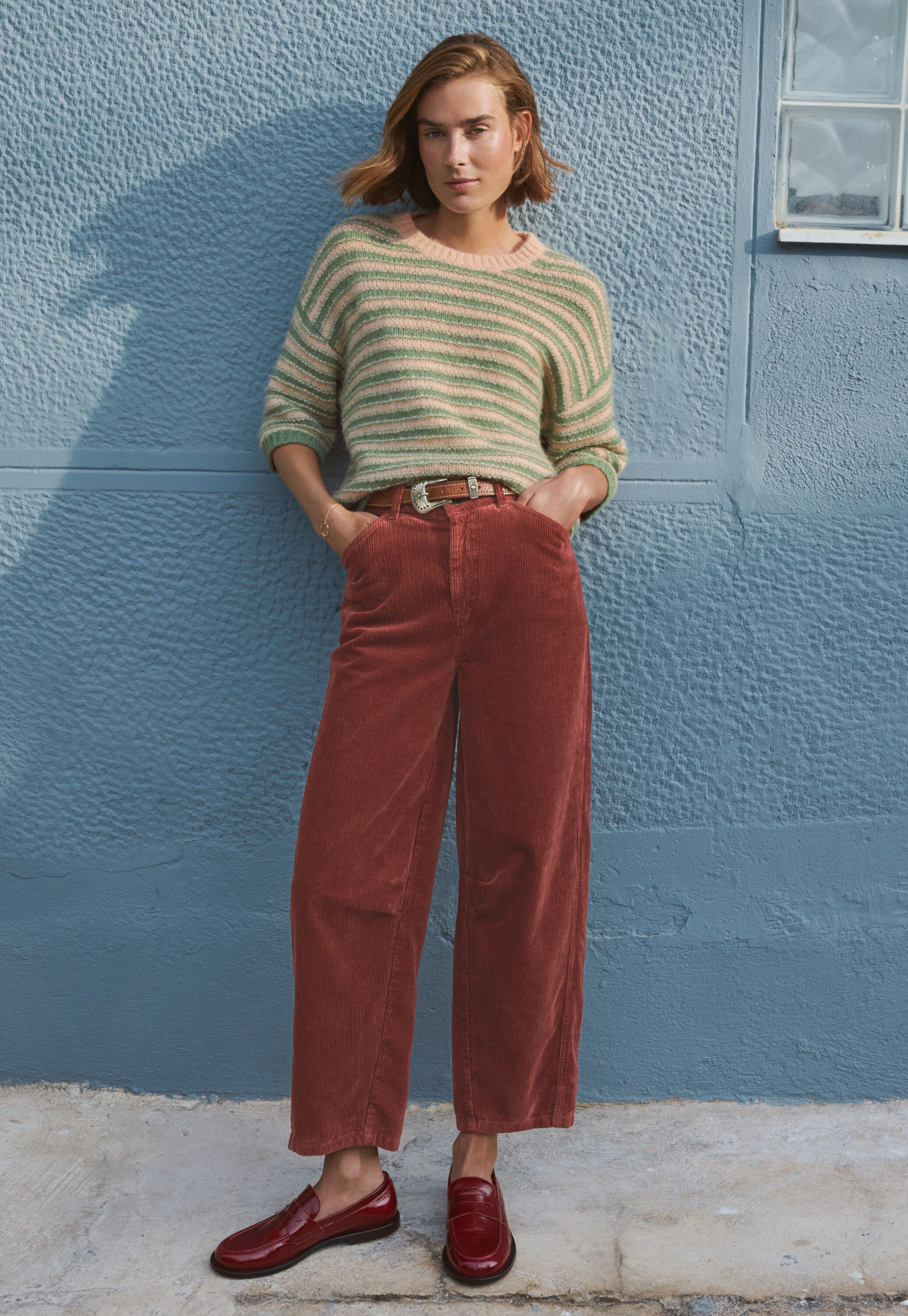 Horseshoe cord trouser