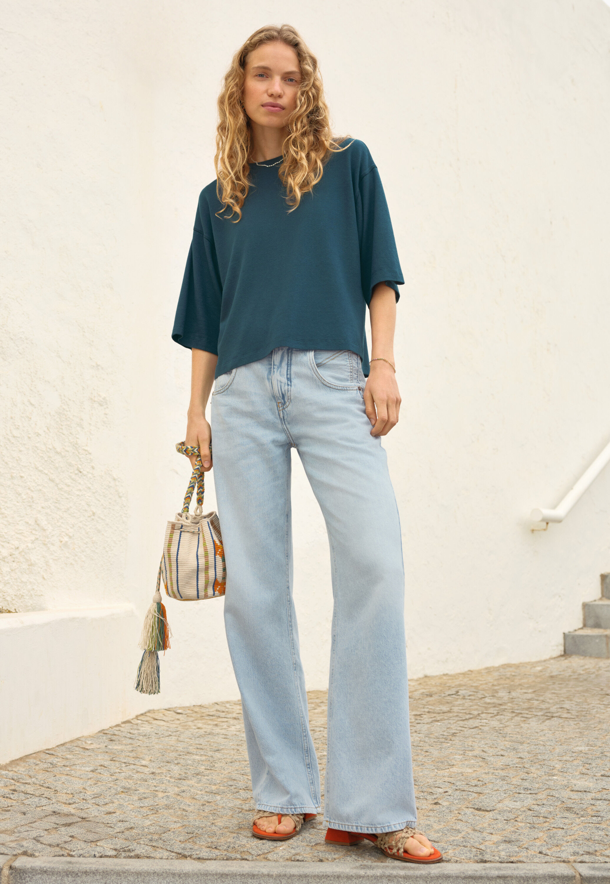 Open-toe sandals