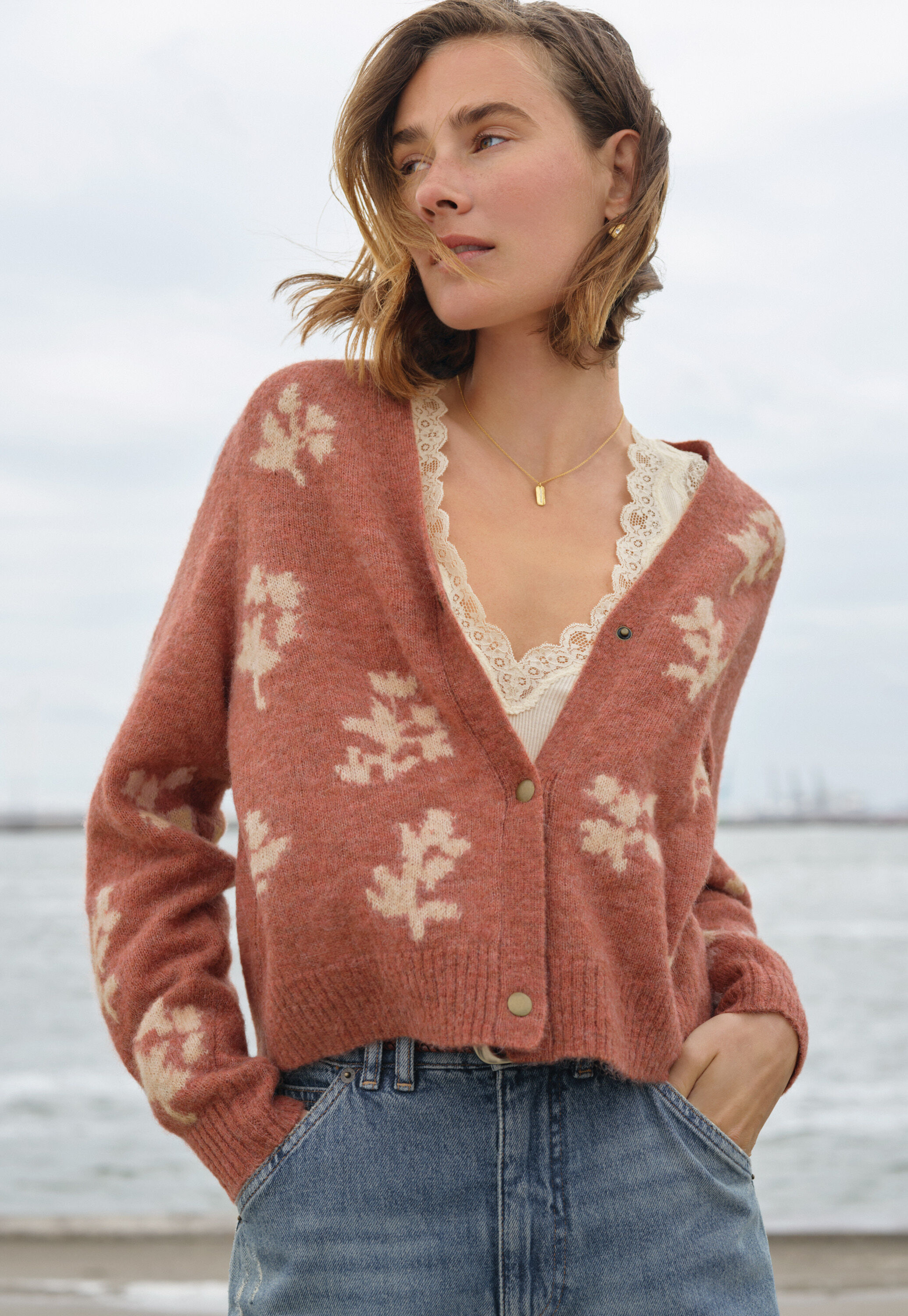 Lace v-neck jersey vest