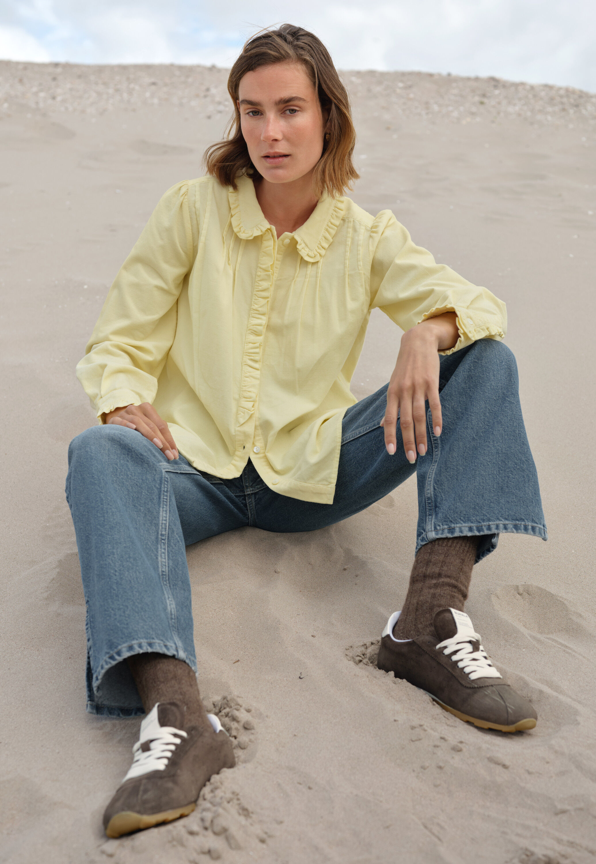 Cord pleated blouse