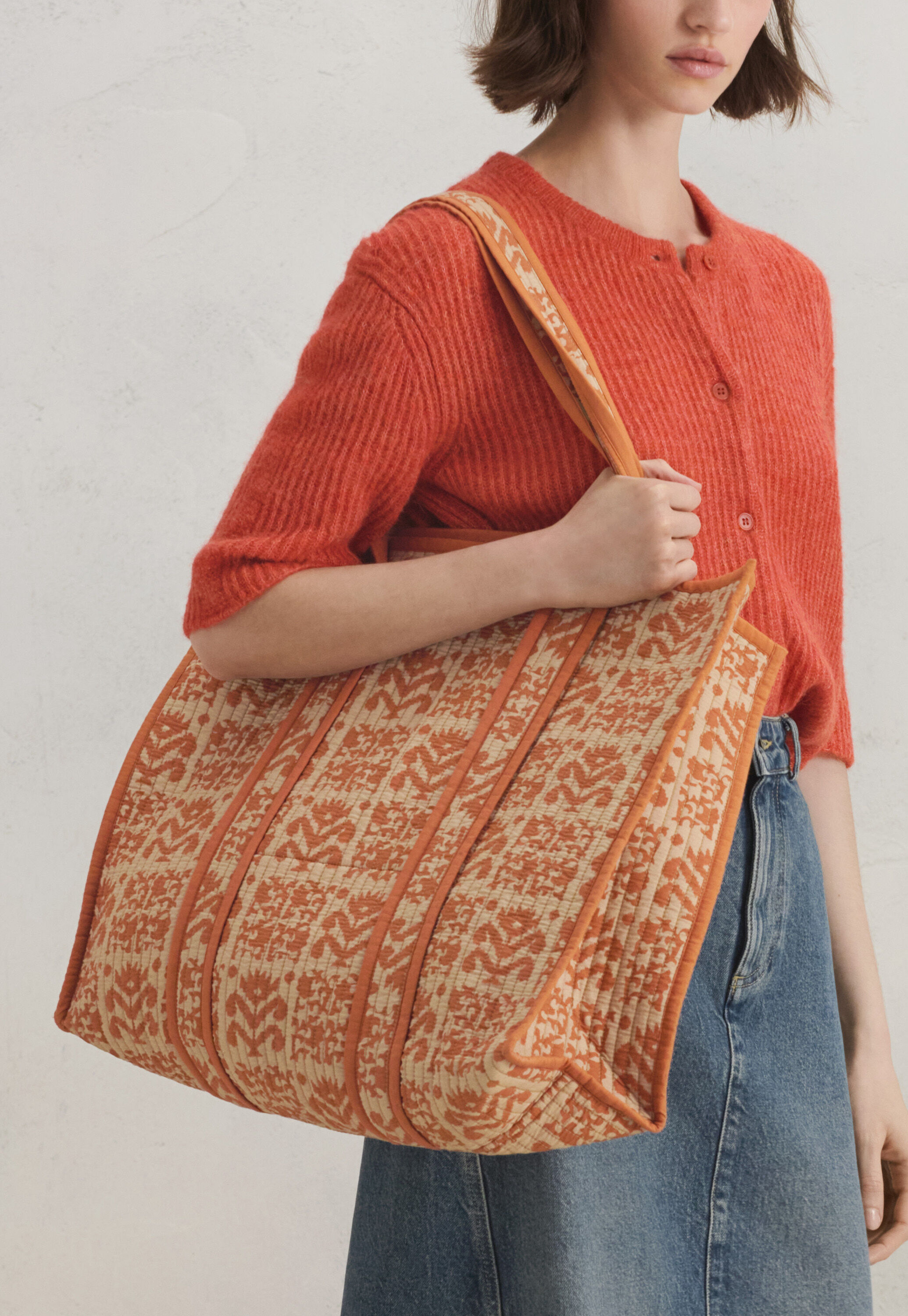 Printed quilted bag