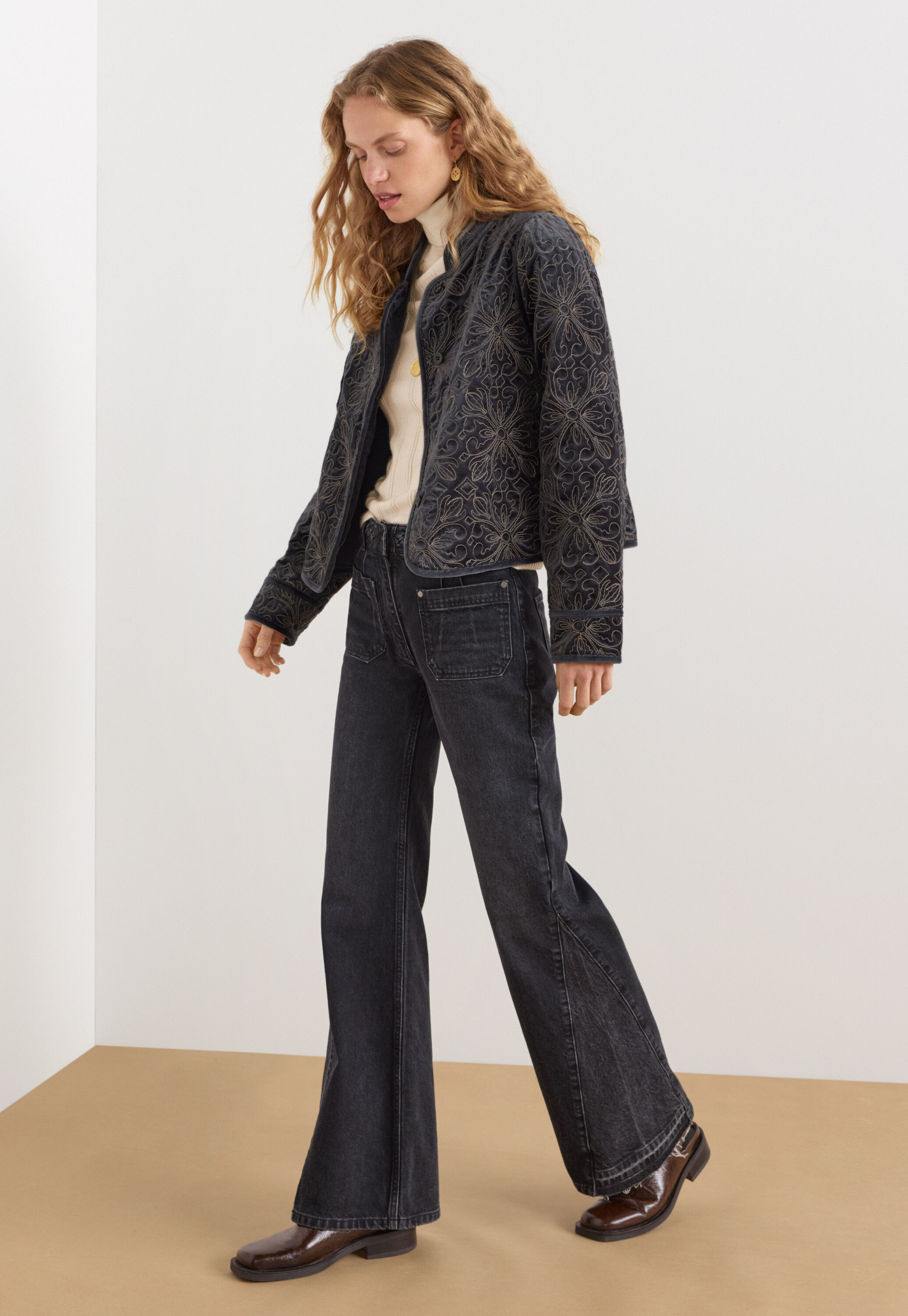 Embroidered velvet jacket