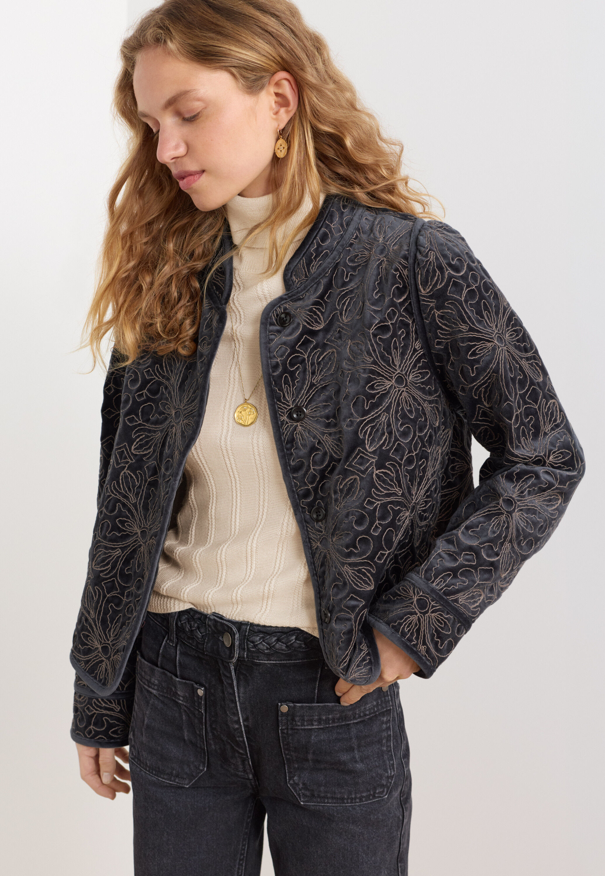 Embroidered velvet jacket