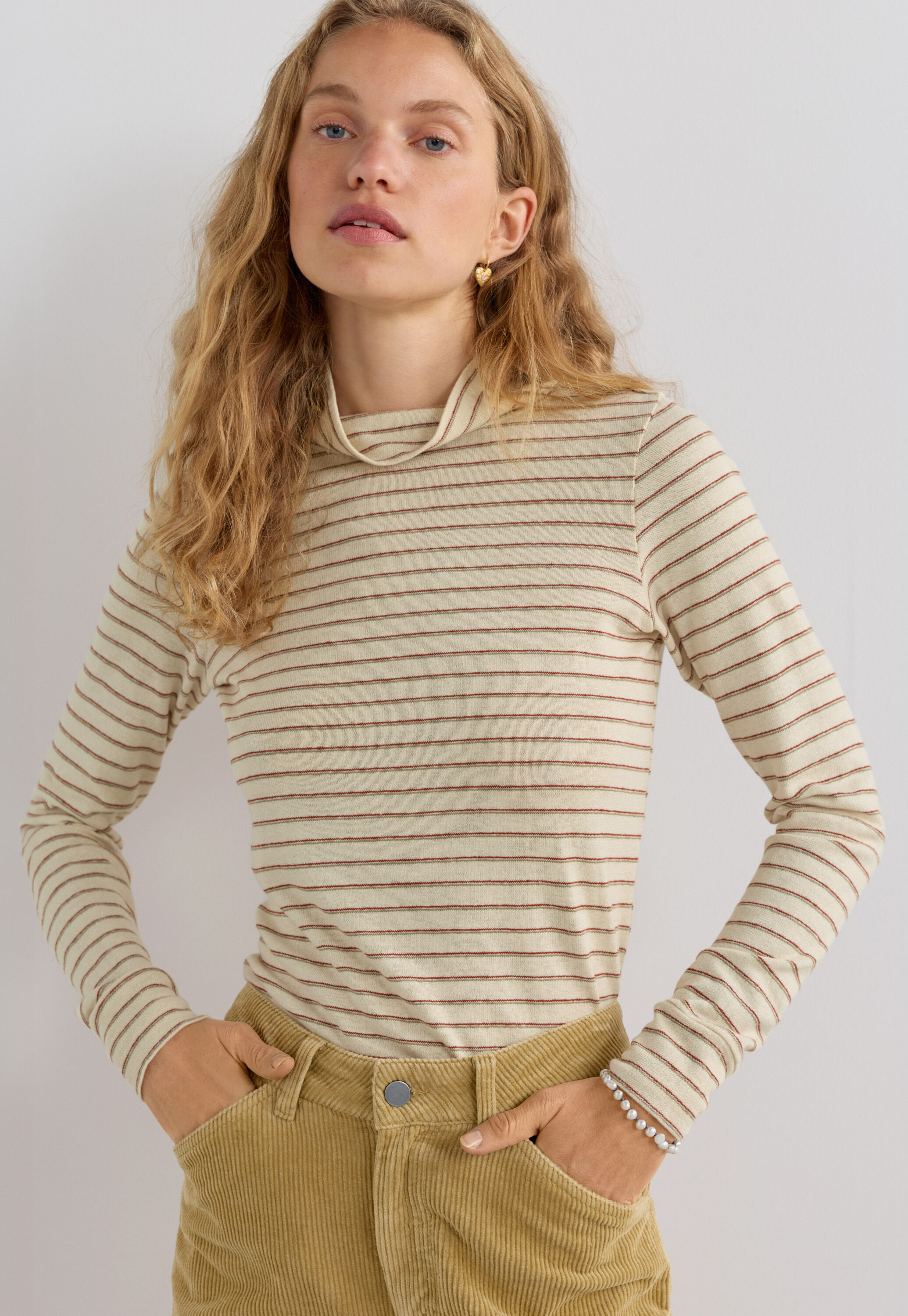 Striped roll neck