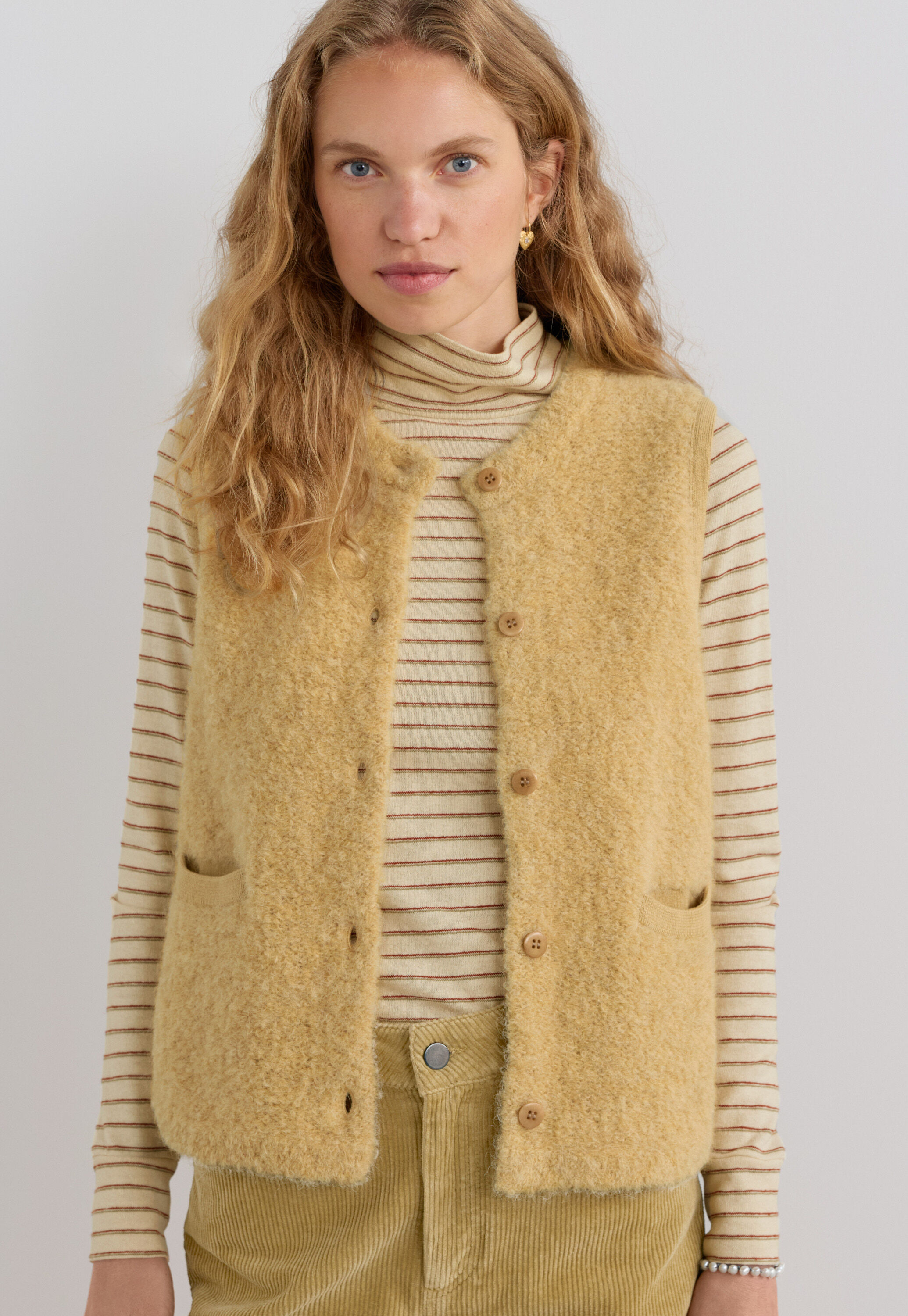 Striped roll neck