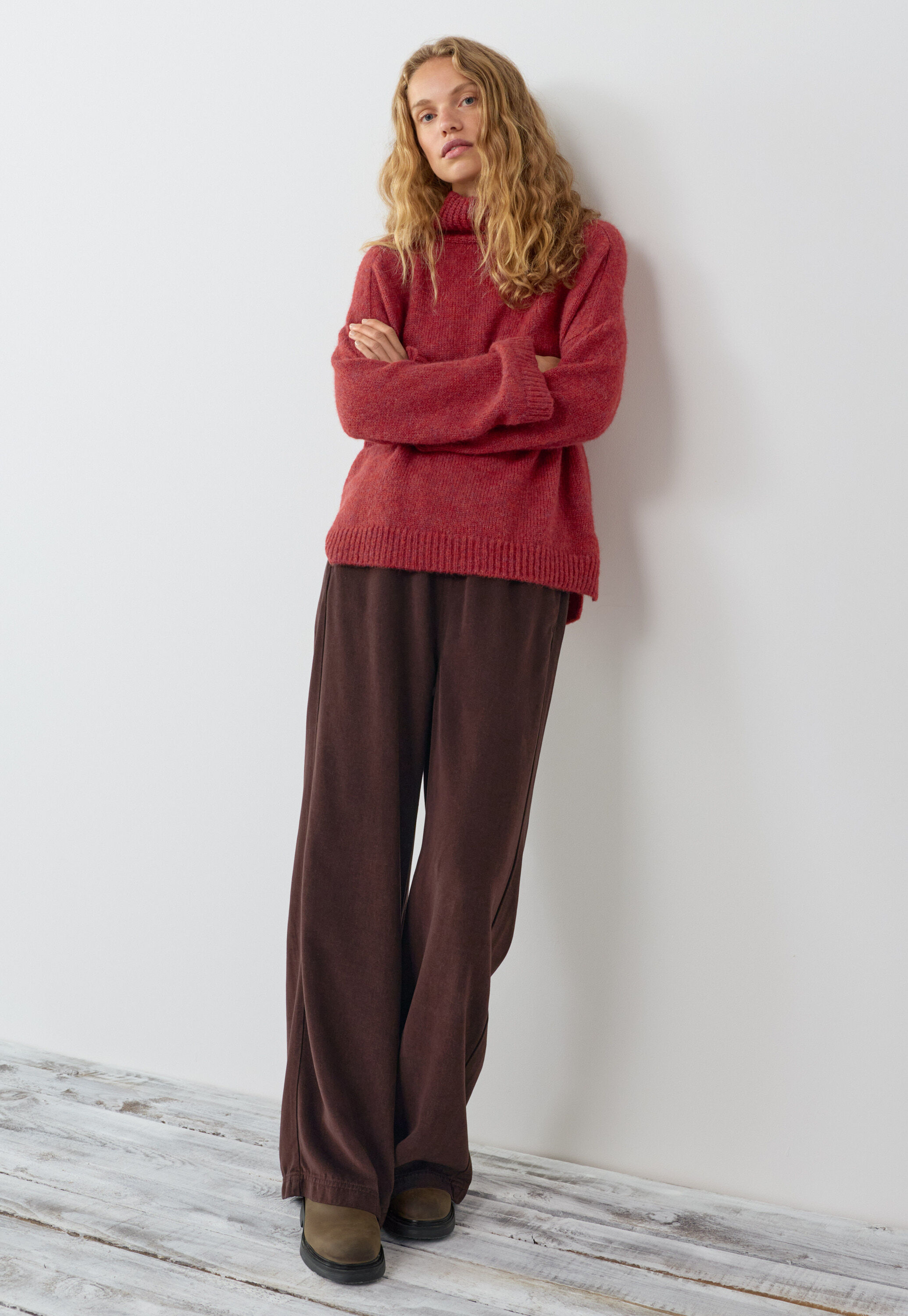 High-neck sweater