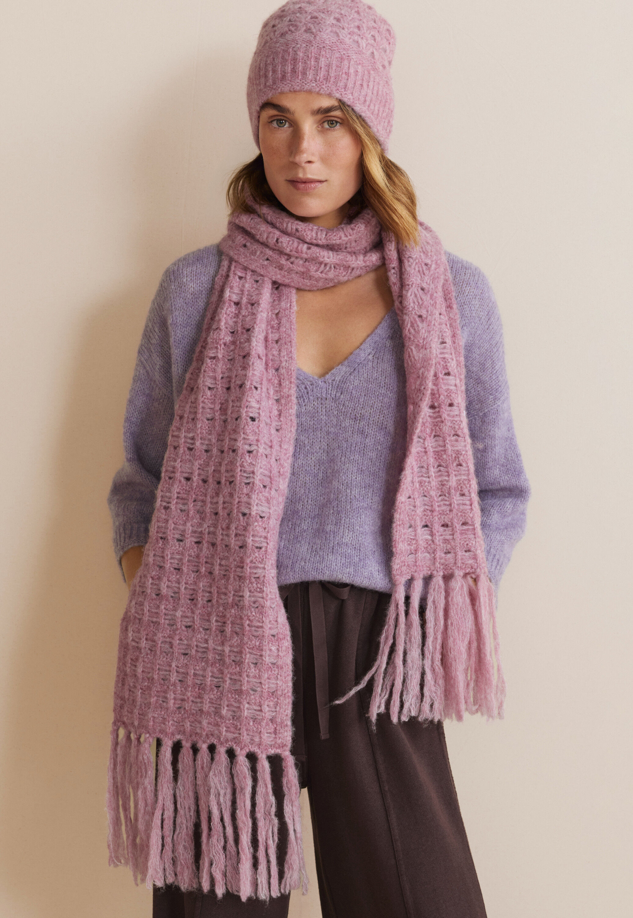 Crochet stitch scarf