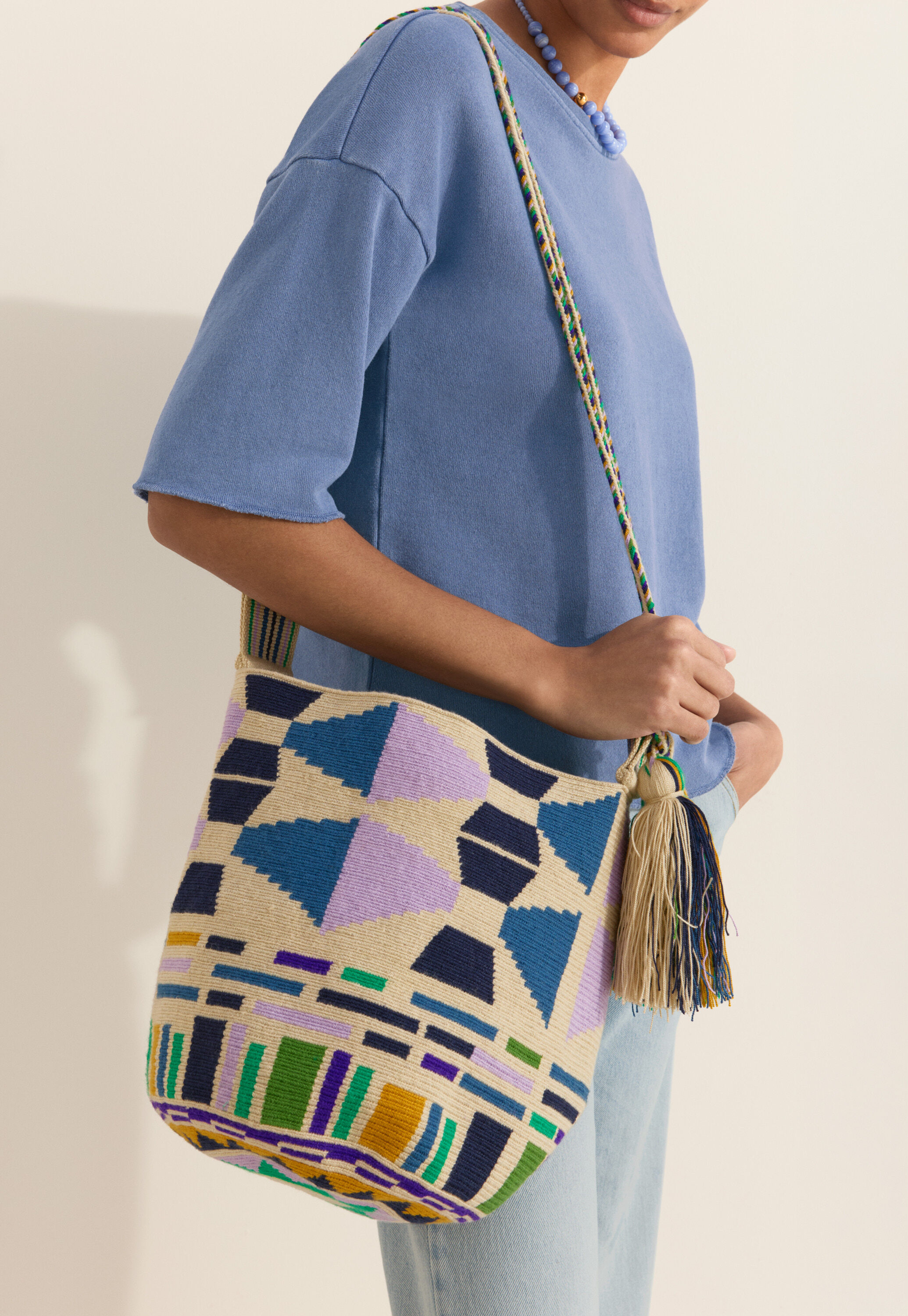 Woven large tote bag