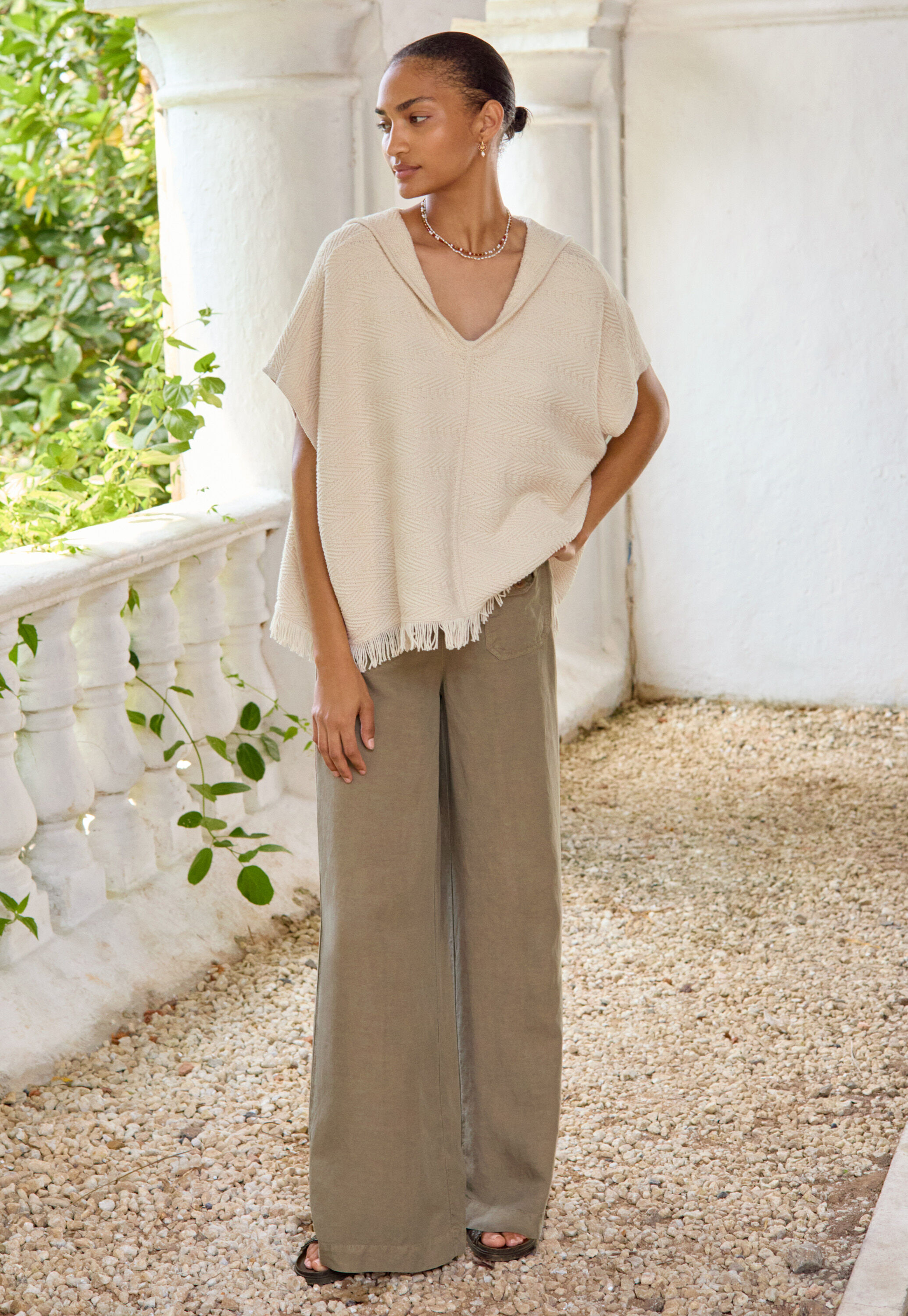Wide-leg trousers