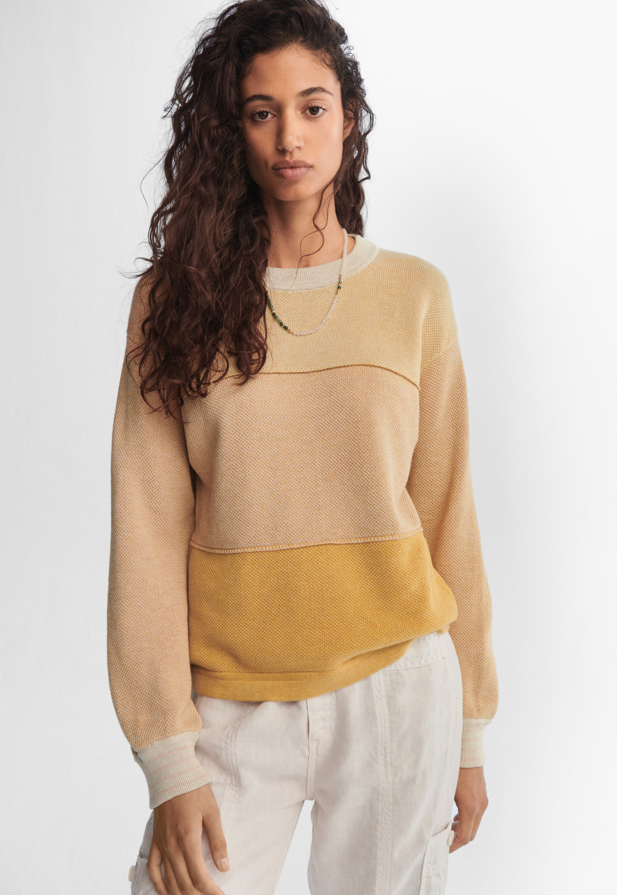 Piqu&eacute; knit sweater