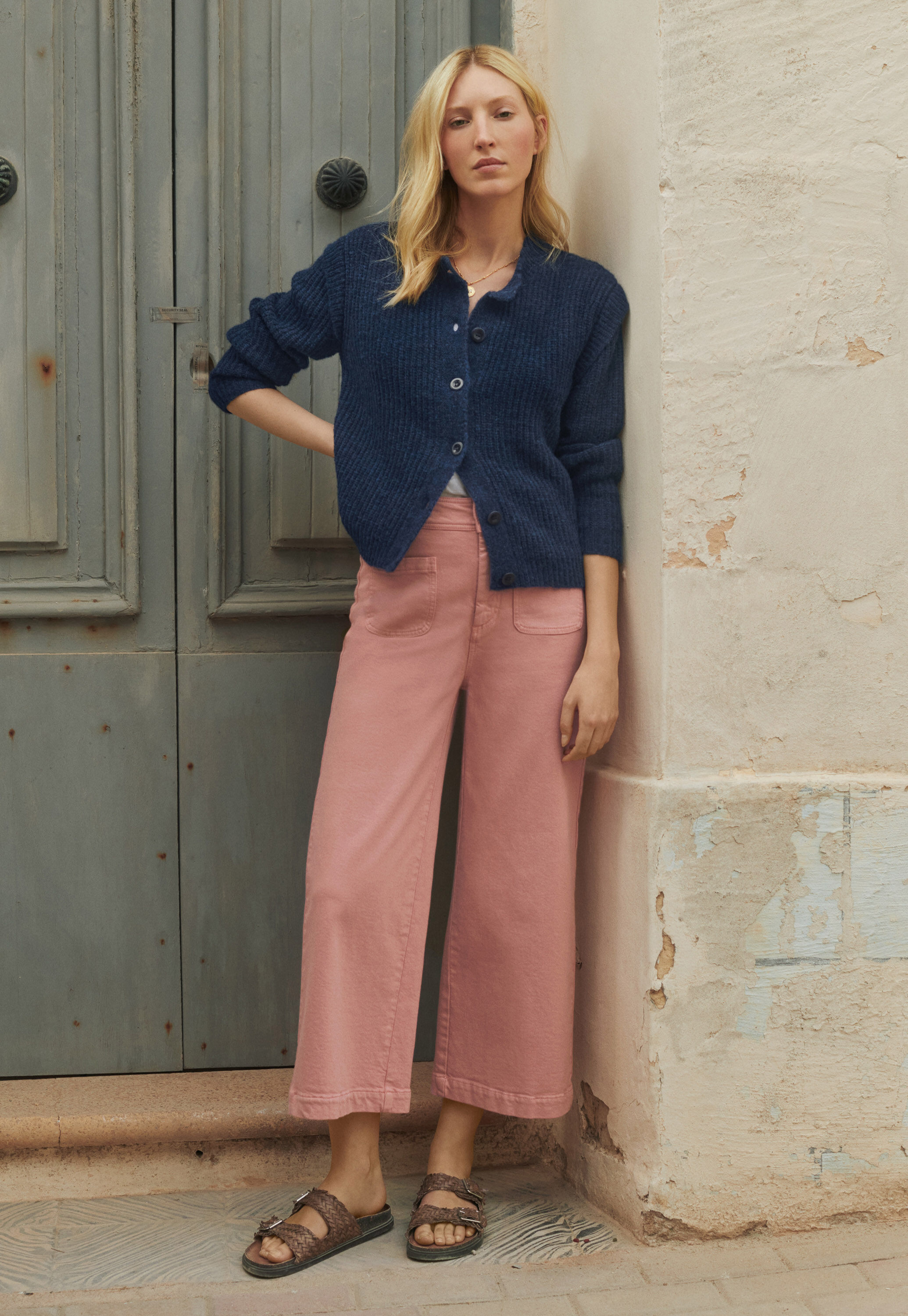Cropped wide-leg trousers